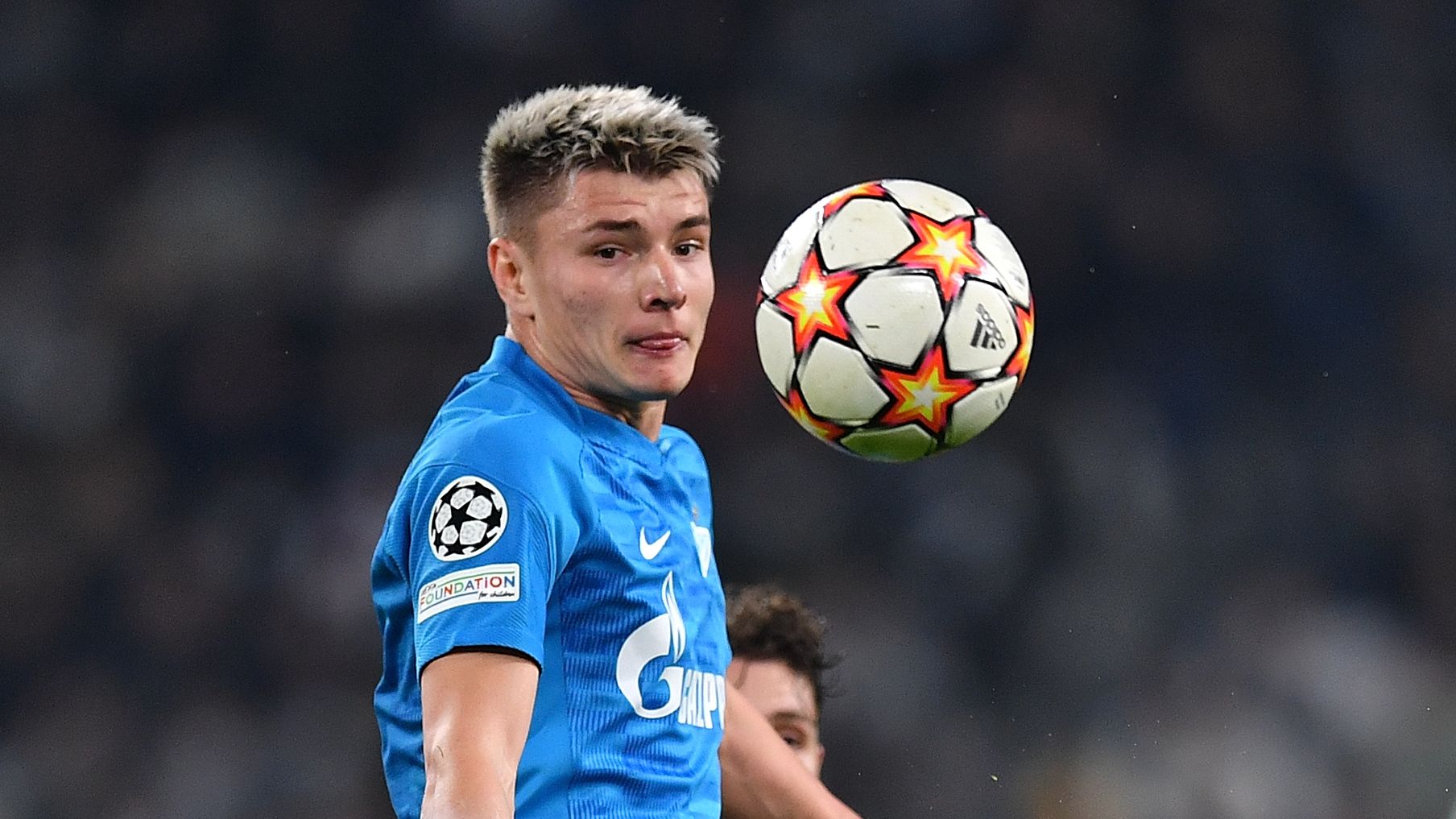 Zenit and Russia winger fought off kidnappers who attempted to drag him into van before going on to hold another man for ransom