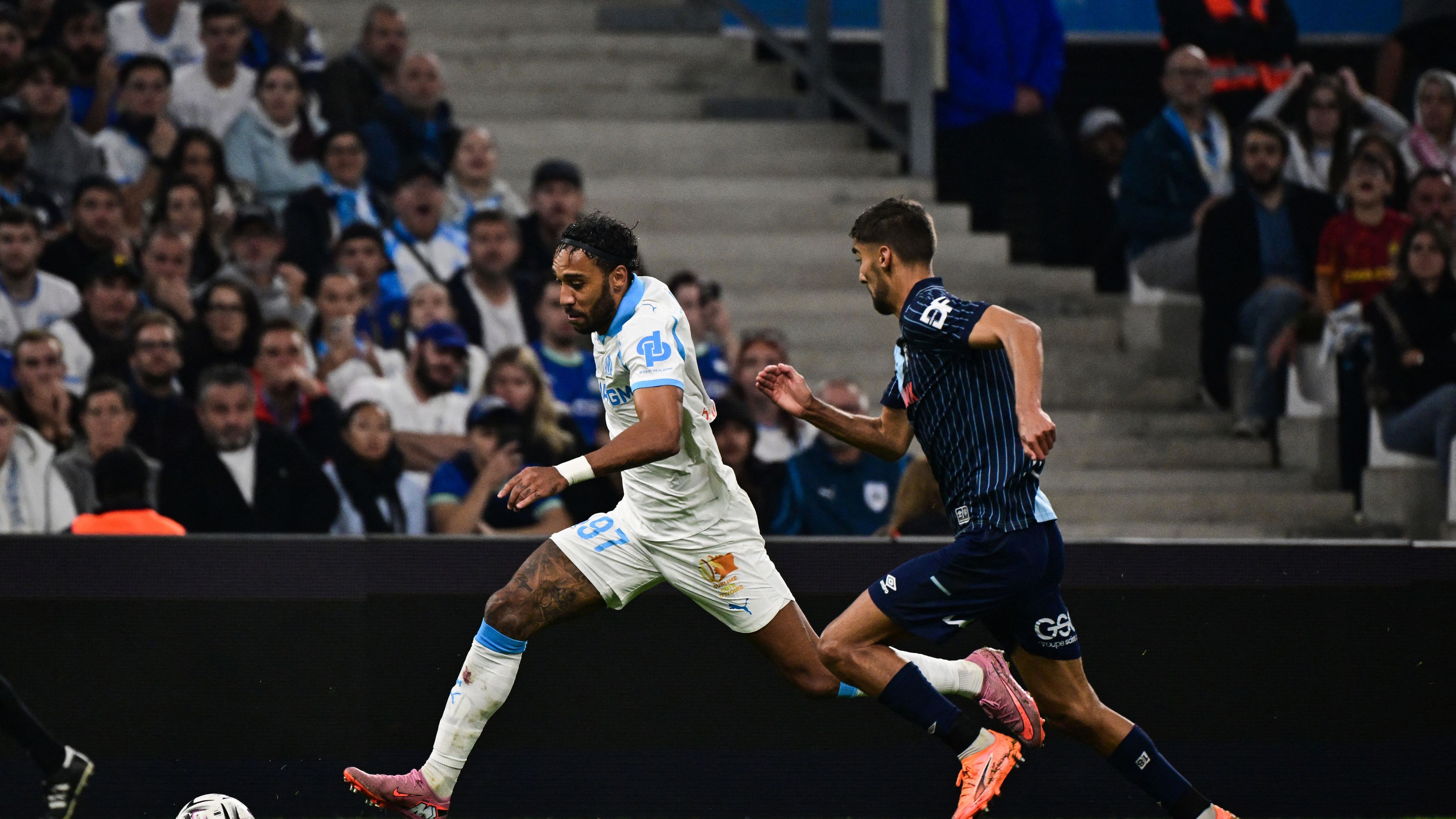 'Scandalous!' - Pierre-Emerick Aubameyang joins Roberto De Zerbi in blasting referee after 10-man Marseille's feisty Champions League defeat to Sporting CP