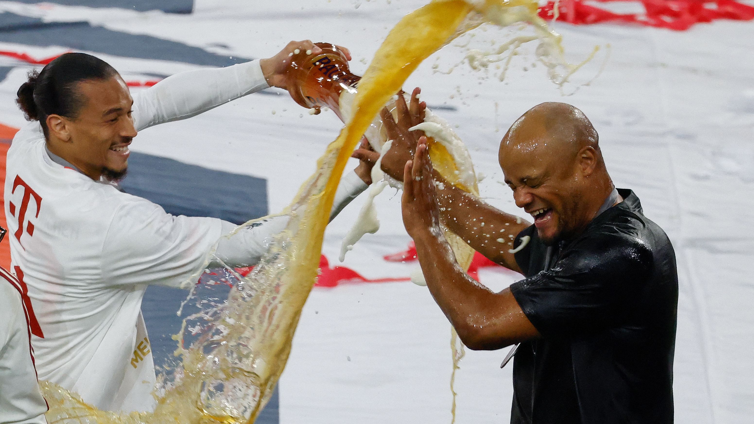 Vincent Kompany's leadership is 'contagious!' Ex-Bayern Munich star praises coach's 'direct and clear vision' and expects 'magnificent' career from former Man City captain