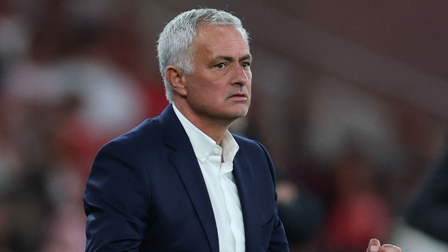 Jose Mourinho could take Wolves job after 'not having the best of starts at Benfica' with Special One tipped to save Molineux side from relegation