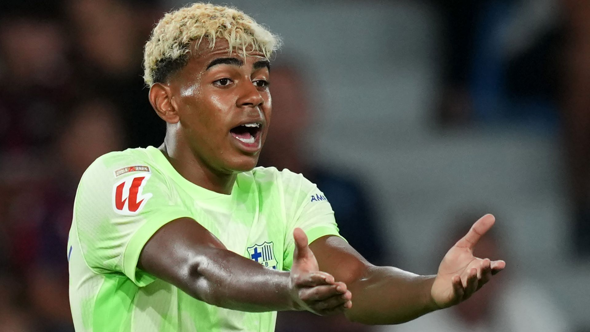 Lamine Yamal 'wouldn't suit' Man Utd as Barcelona wonderkid sees Xavi Simons & Florian Wirtz used as Premier League transfer warnings