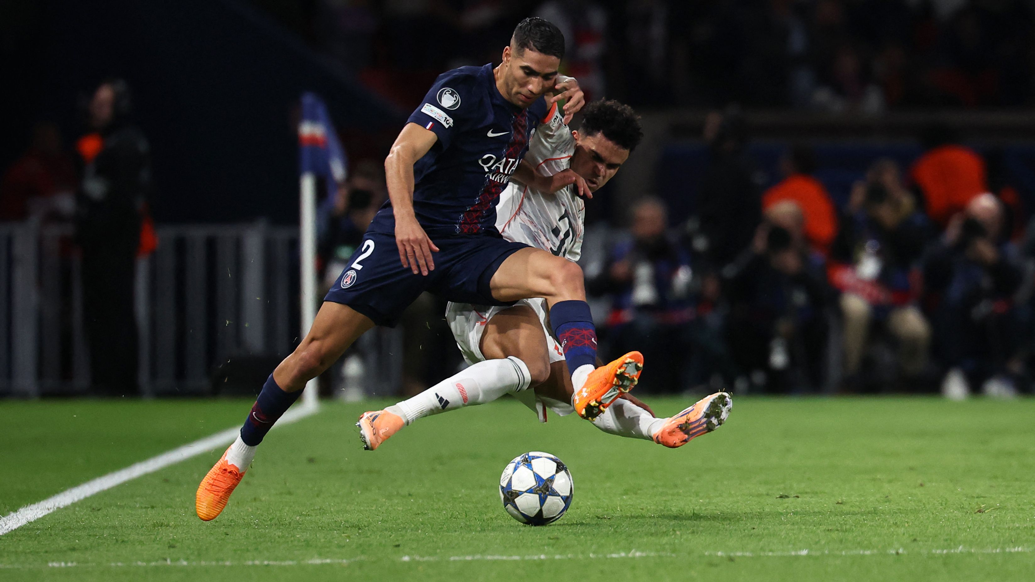 Luis Diaz 'clearly' didn't deserve red card for Achraf Hakimi foul as Toni Kroos criticises referee for key decision in Bayern Munich win