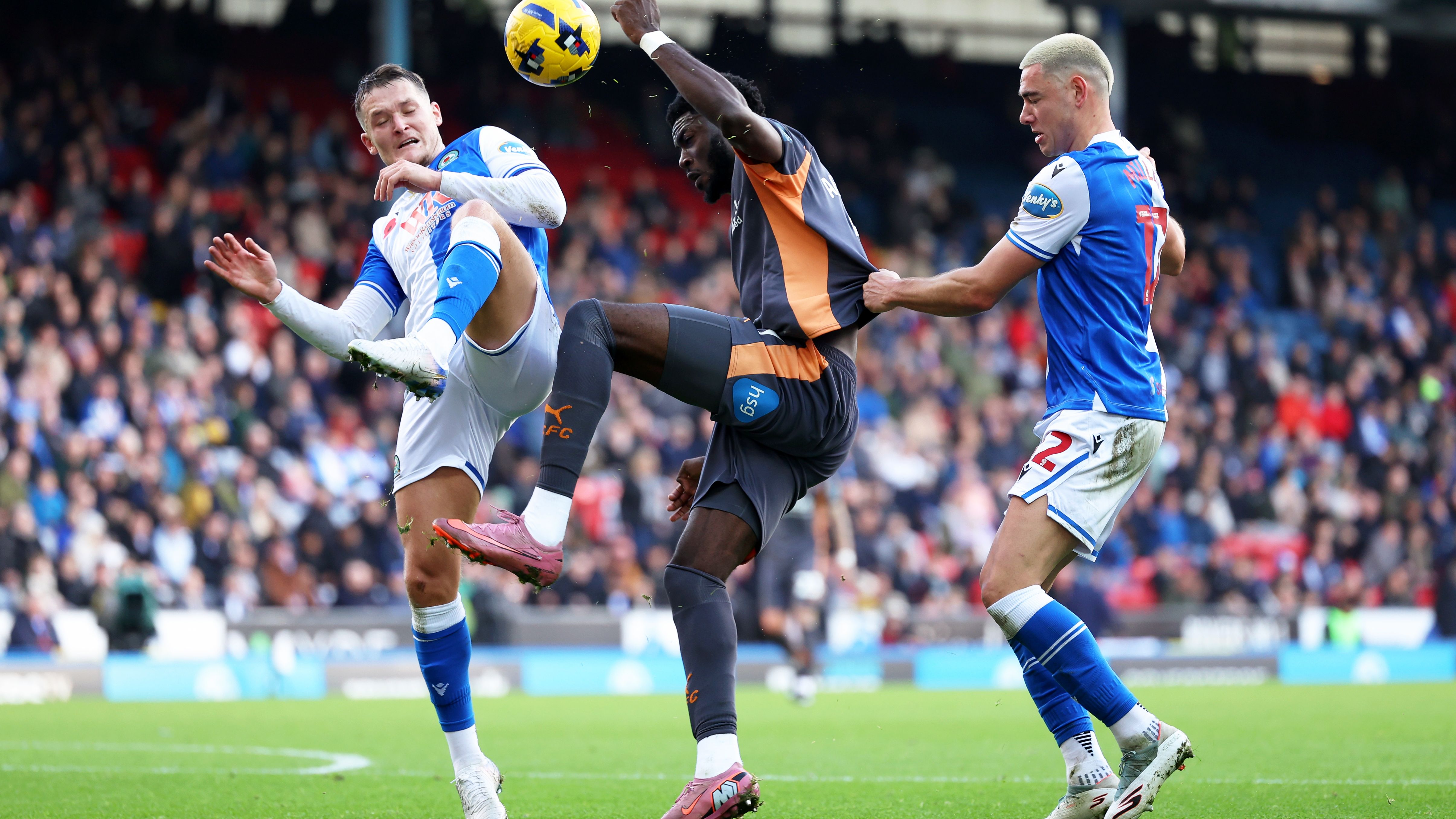 WATCH: USMNT's Patrick Agyemang scores decisive goal as Derby County edge Blackburn Rovers 2-1
