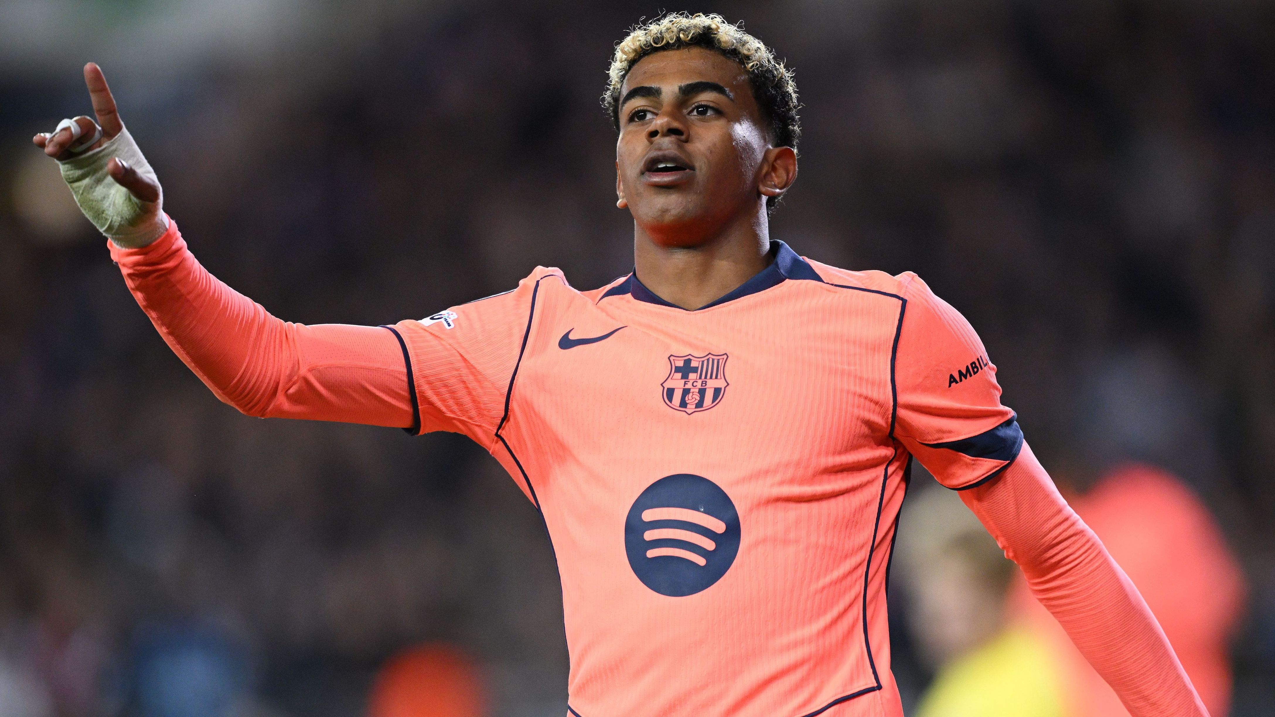 'I've never seen anything like it!' - Lamine Yamal's exit from Spain squad sparks confused reaction from coach Luis de la Fuente as Barcelona spring a surprise on Spanish FA