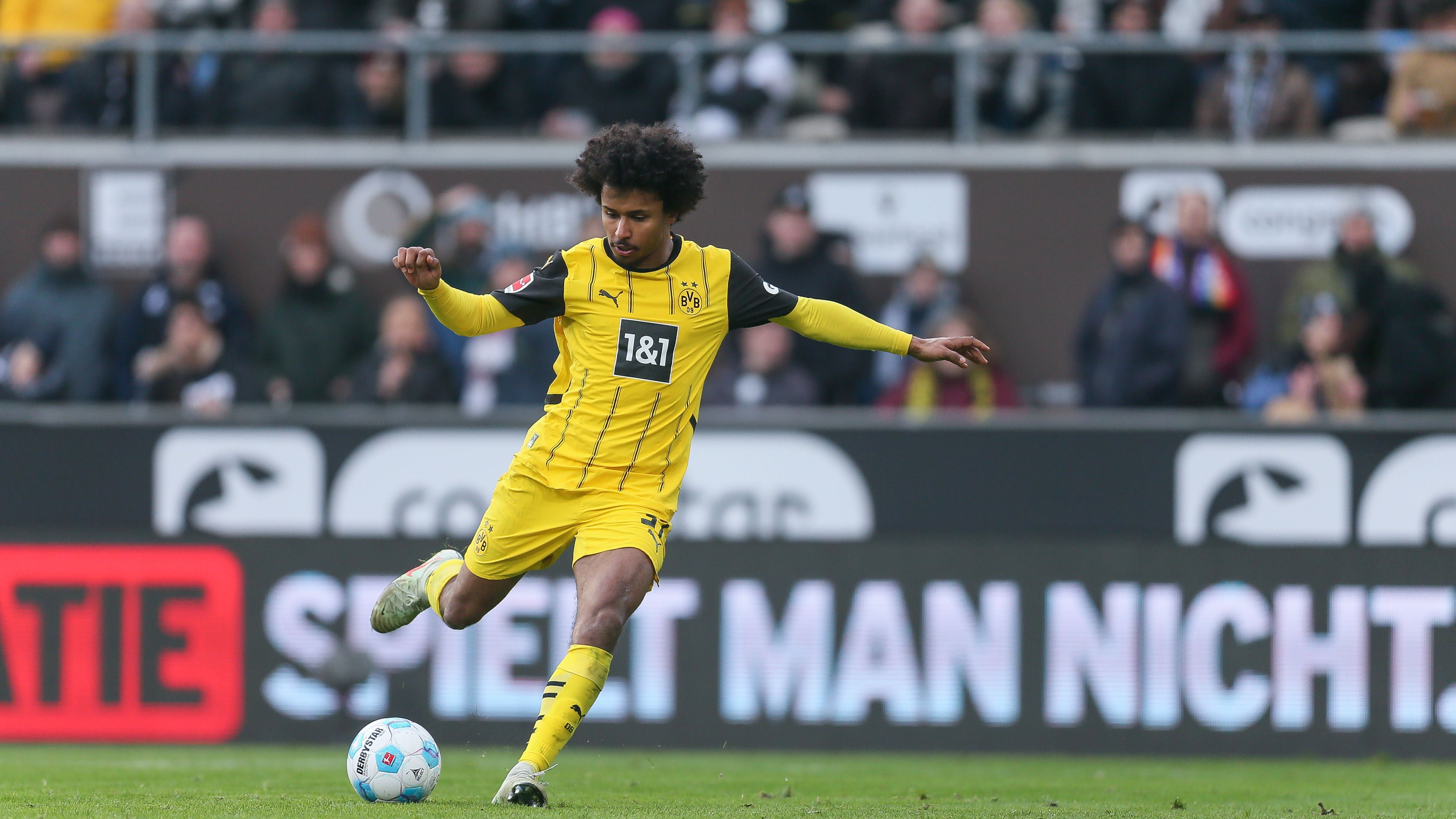 Illegal weapons charge lands Borussia Dortmund star €450,000 fine as he blames 'mystery TikTok box' after avoiding prison sentence