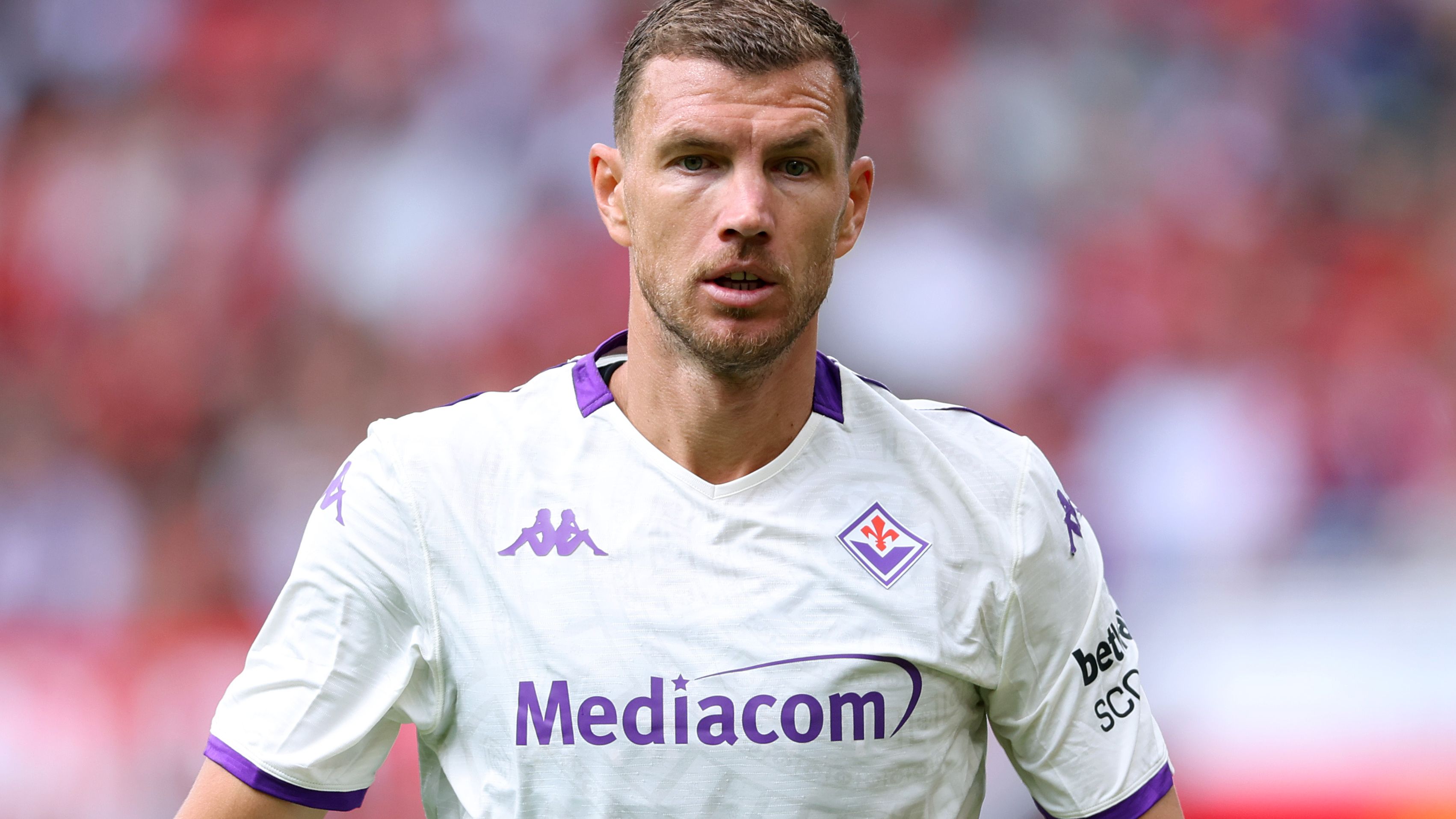 'Yes, we're playing like sh*t' - Edin Dzeko gives damning verdict on Fiorentina but blasts fans for booing after another defeat