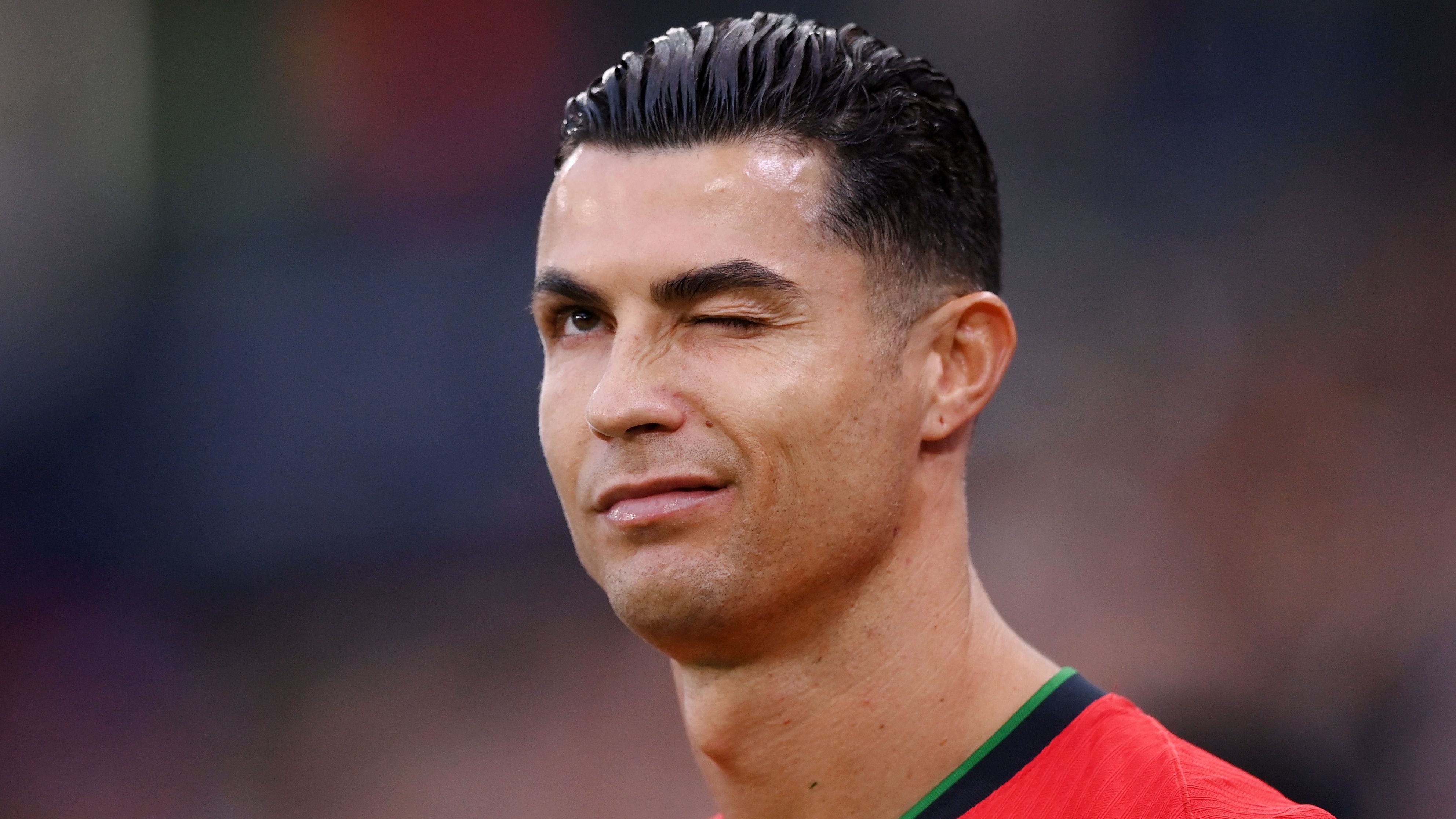 'He's defying medical science' - Cristiano Ronaldo backed to keep playing 'at least into his mid-40s' by old Premier League rival