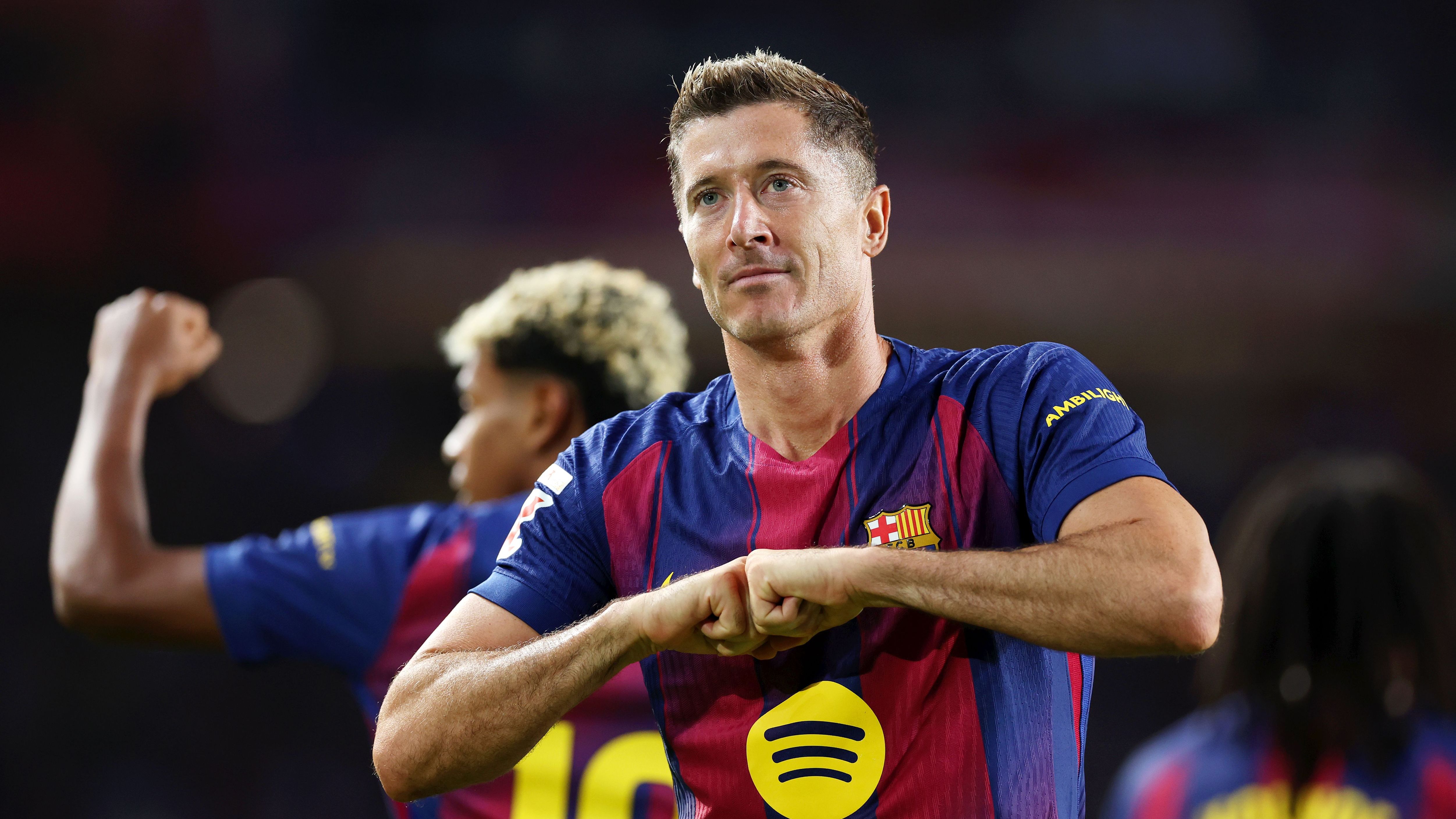 No Robert Lewandowski replacement? Barcelona director Deco says signing a No.9 would be 'a mistake' amid Erling Haaland and Serhou Guirassy links