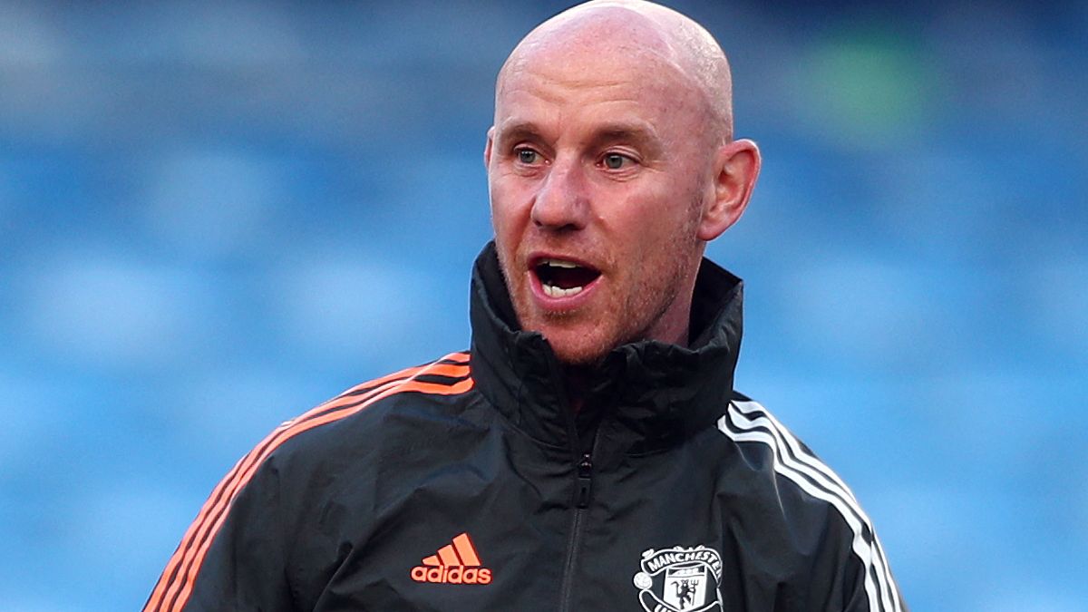 Nicky Butt sued! Man Utd legend taken to court by biker who had leg broken in road crash