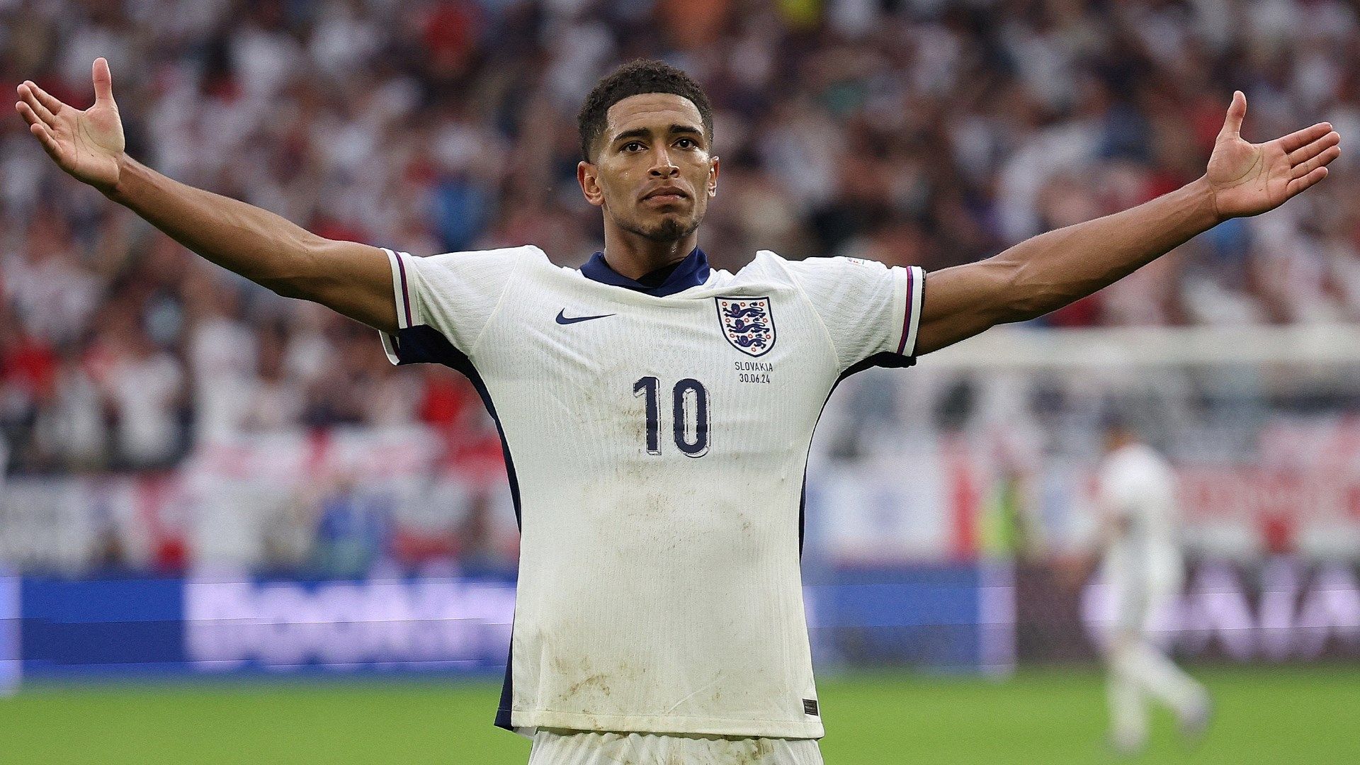 Jude Bellingham beats Harry Kane! Real Madrid star wins England's Men's Player of the Year award ahead of Bayern Munich ace