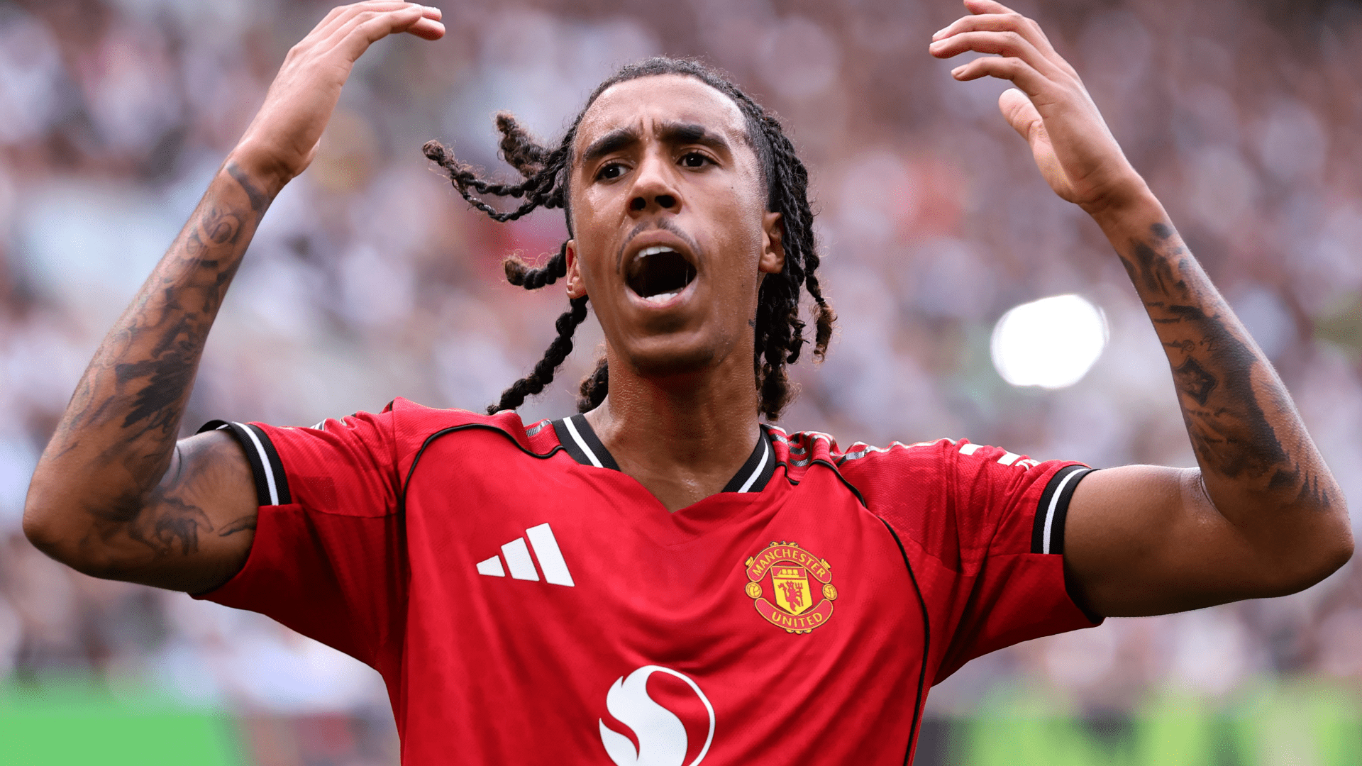 Leny Yoro makes surprise flying return to former club after starring for Man Utd in vital win over Sunderland