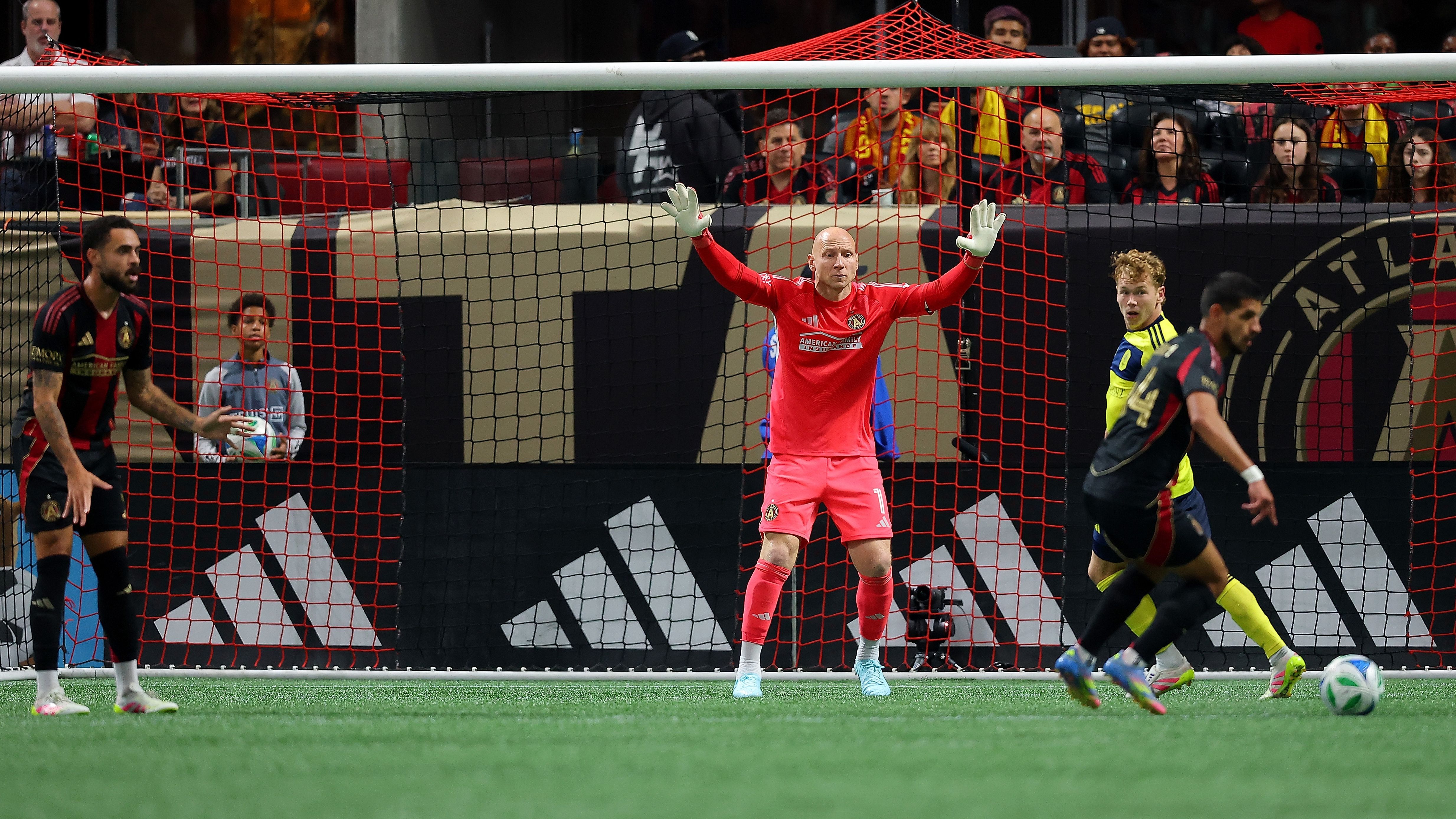 Former USMNT goalkeeper Brad Guzan announces retirement after 2025 season with Atlanta United
