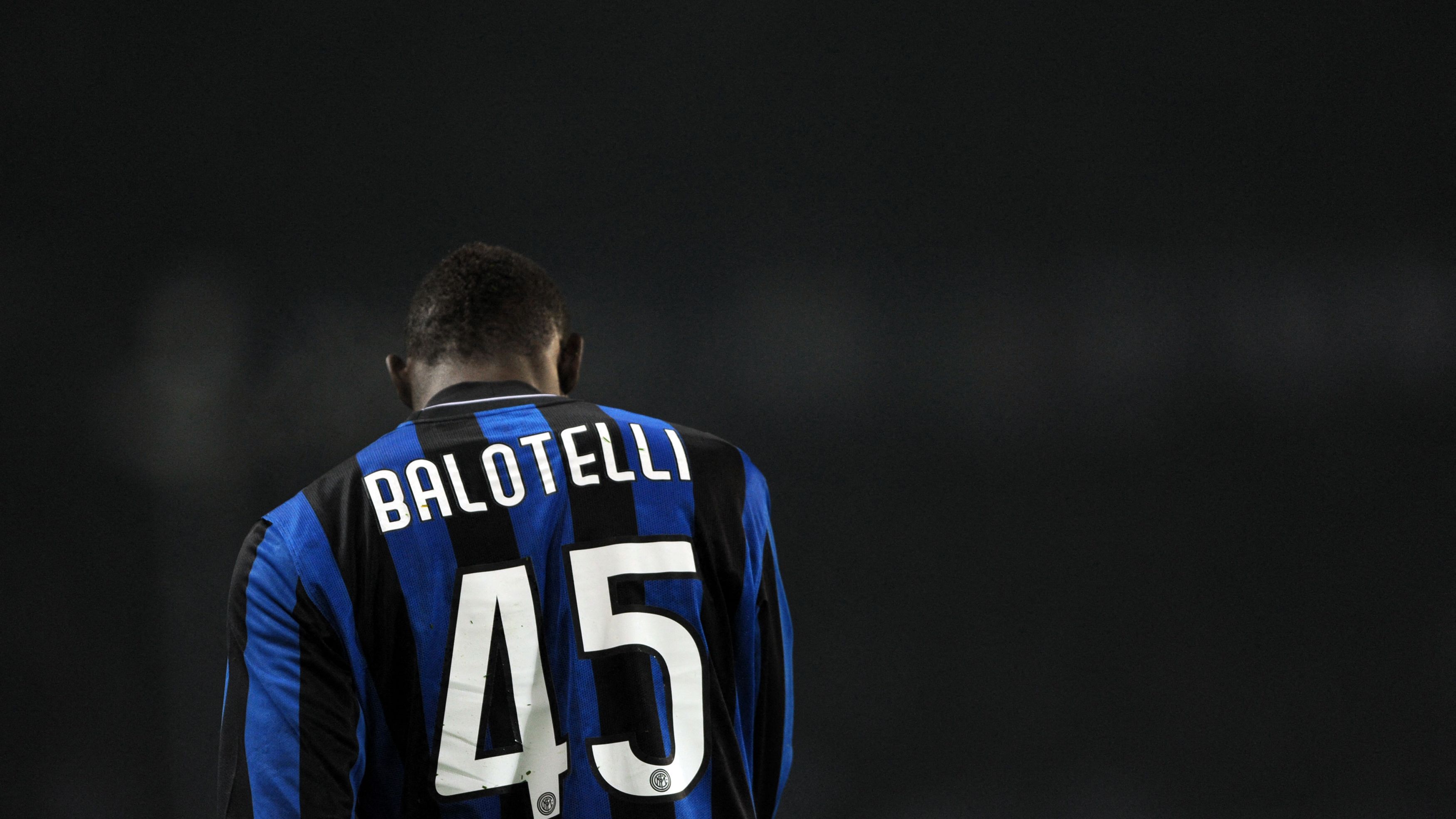 Mario Balotelli was 'arrogant and presumptuous' - Roma legend Francesco Totti explains why he kicked ex-Man City & Inter striker in famous red card incident