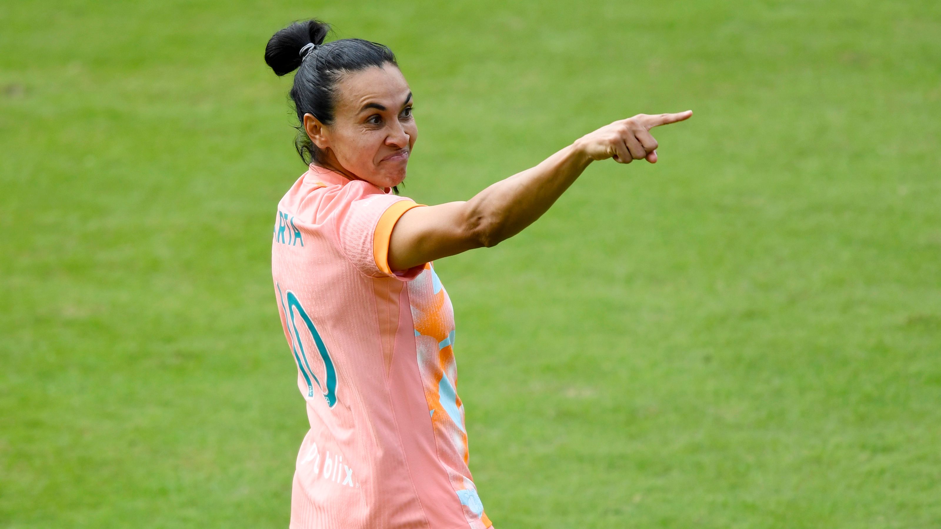 NWSL Power Rankings: Houston Dash will miss playoffs despite shock upset of Kansas City Current, teams jockey for position