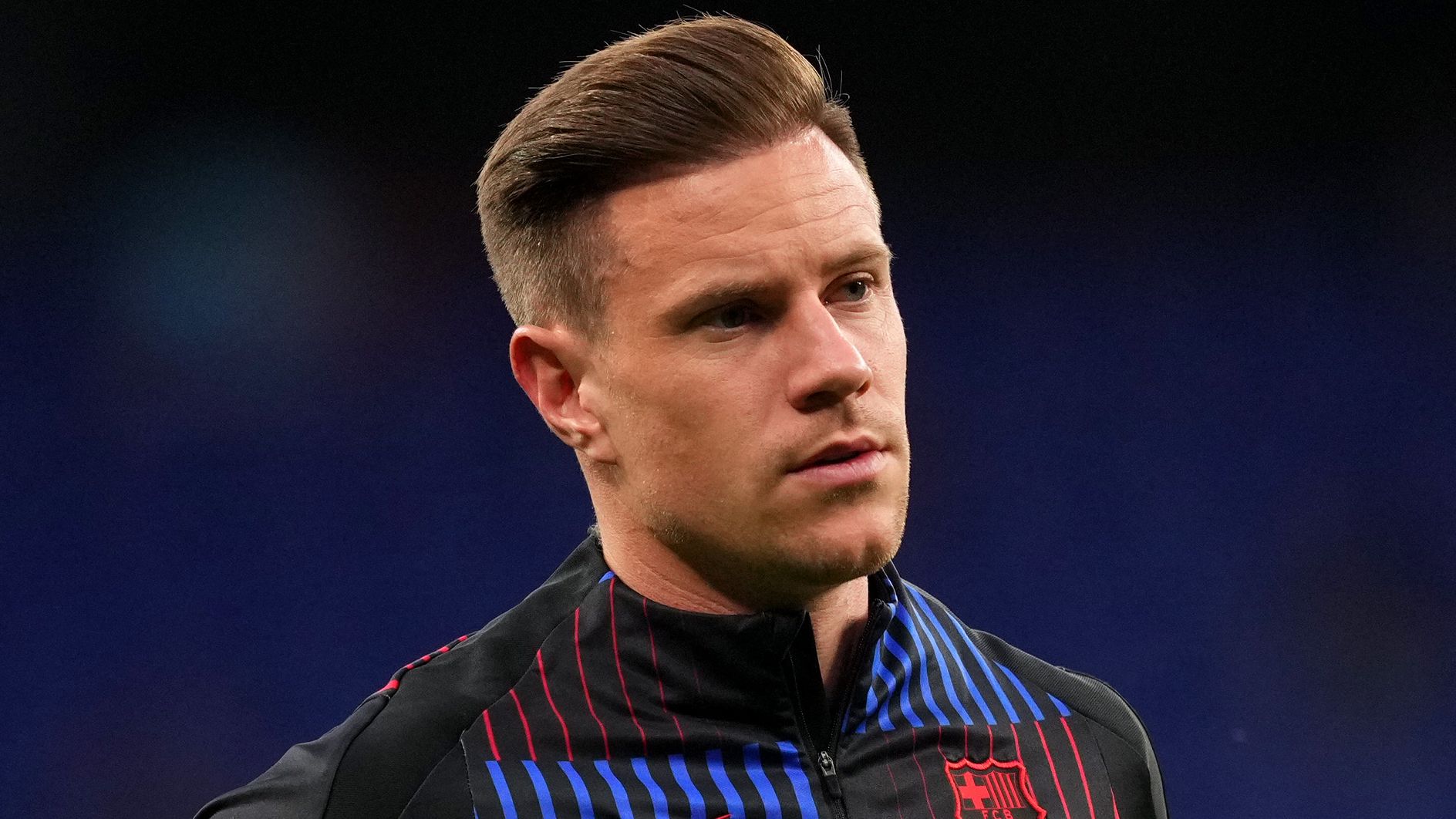 Chelsea weighing up sensational loan move for out-of-favour Barcelona goalkeeper Marc-Andre ter Stegen - but Blues could wait to sign another big-name option for nothing