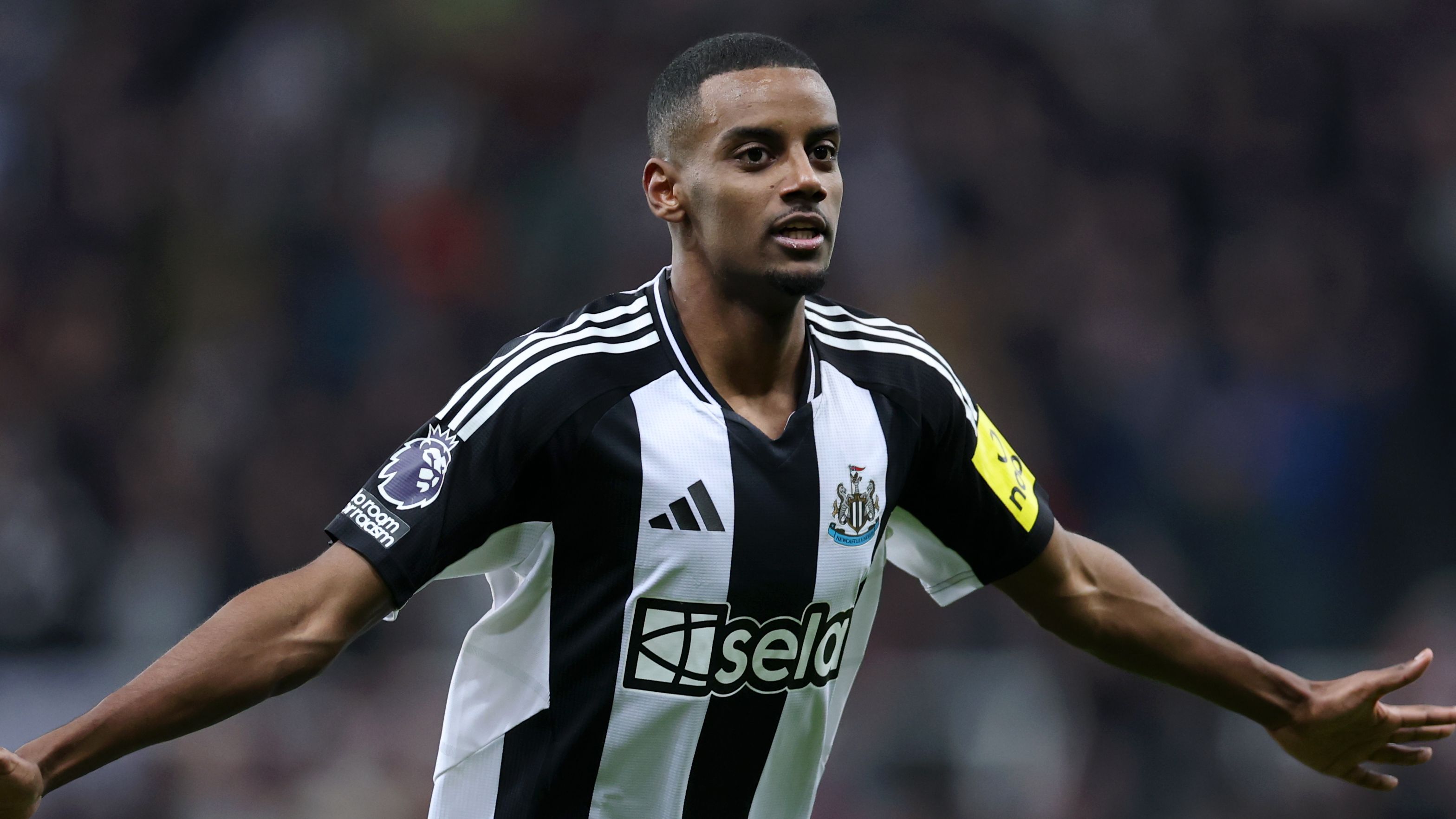 Arsenal told they are 'finished' as title rivals Liverpool eye £120m deal for Alexander Isak to cap off 'greatest transfer window of all time'