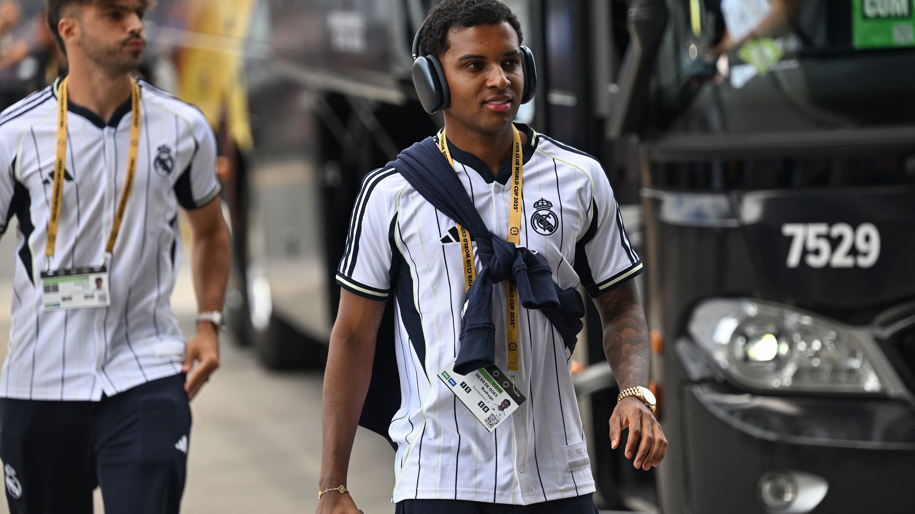 Rodrygo enters talks with Real Madrid to resolve uncertain future with Los Blancos open to €100m+ sale amid transfer interest from Arsenal & Liverpool