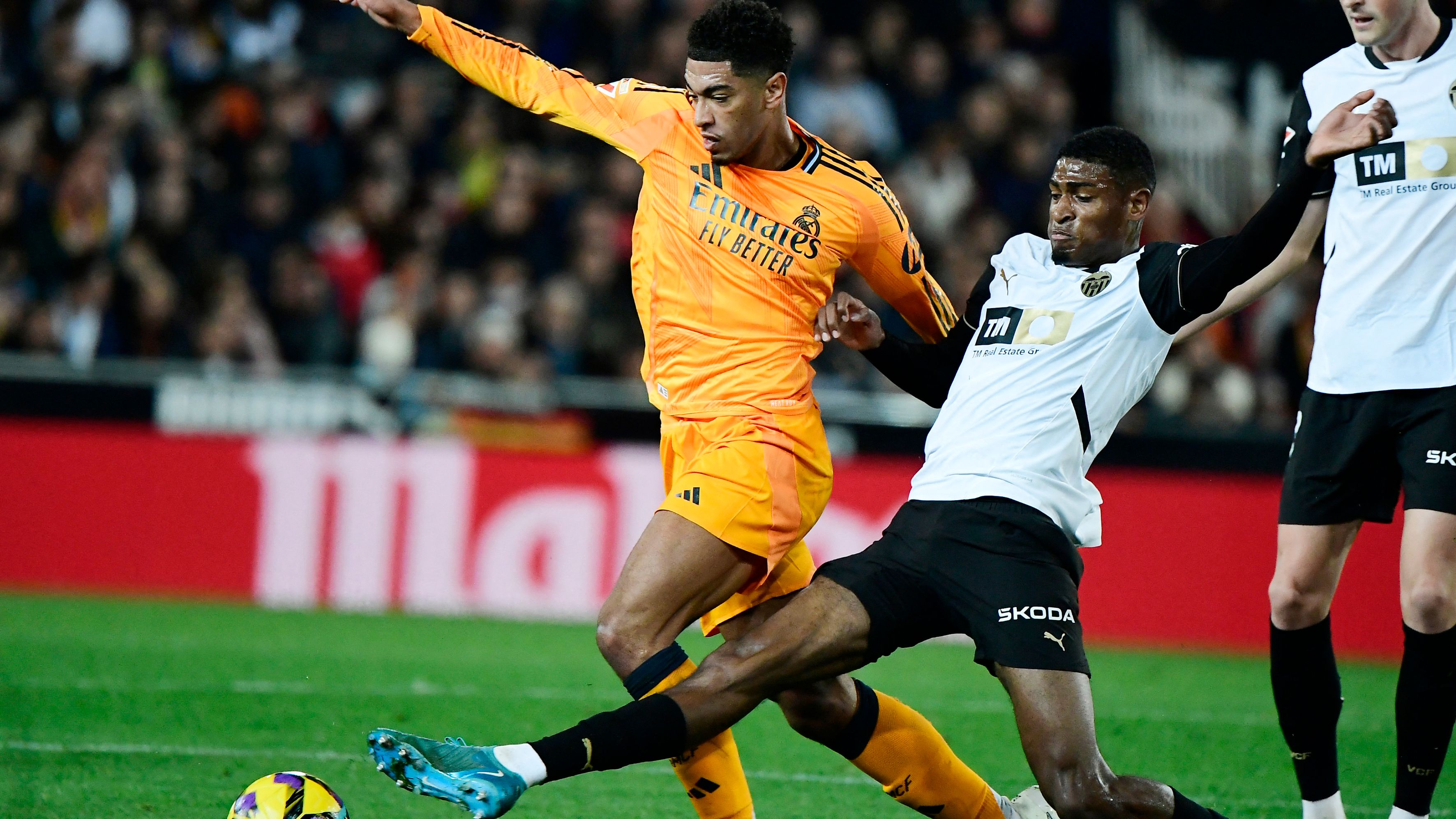 Arsenal appear to accidentally confirm Cristhian Mosquera transfer after releasing image of Valencia defender being interviewed by media team