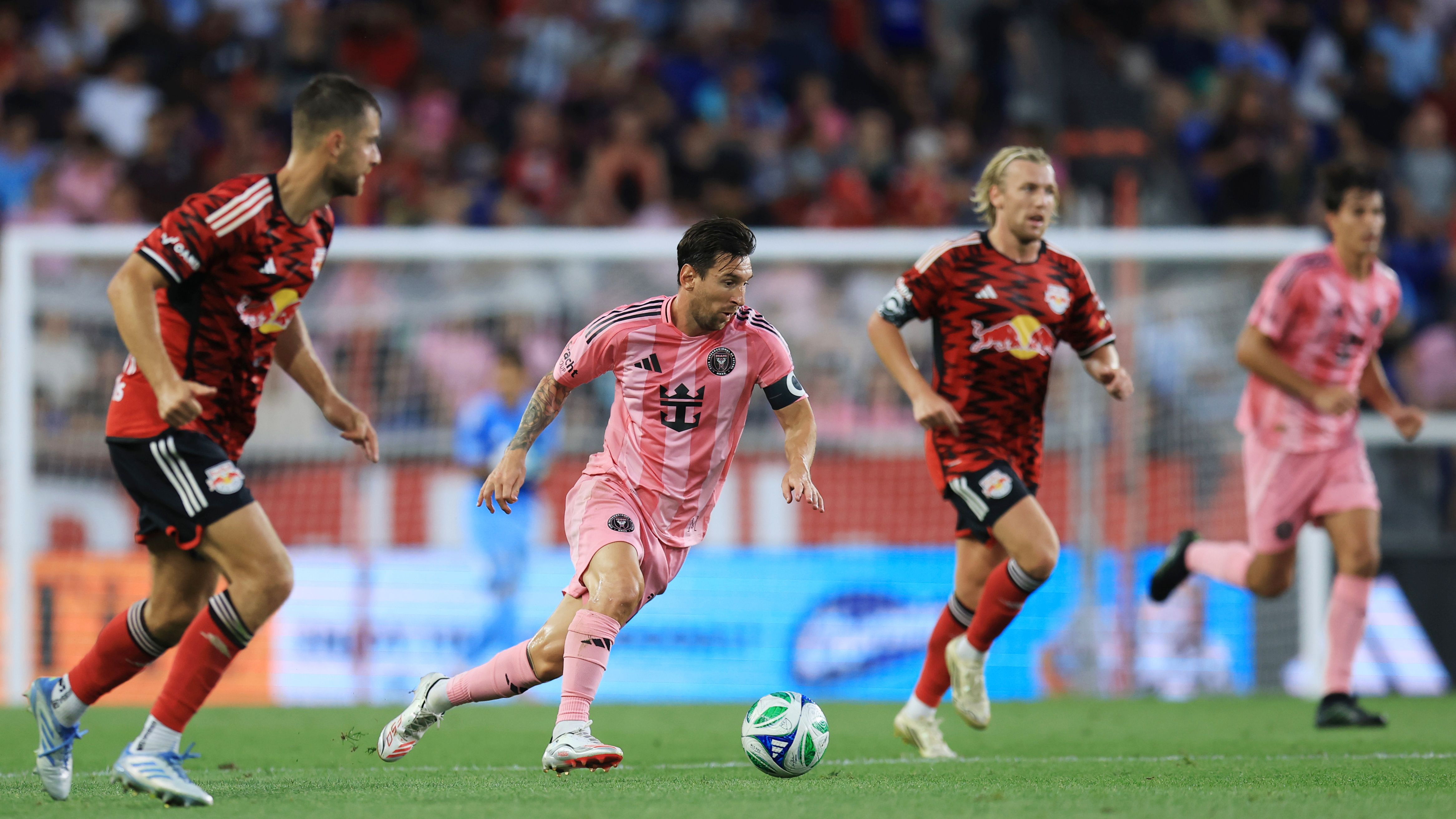 WATCH: Lionel Messi delivers unbelievable assist to Jordi Alba for Inter Miami's equalizer against the New York Red Bulls