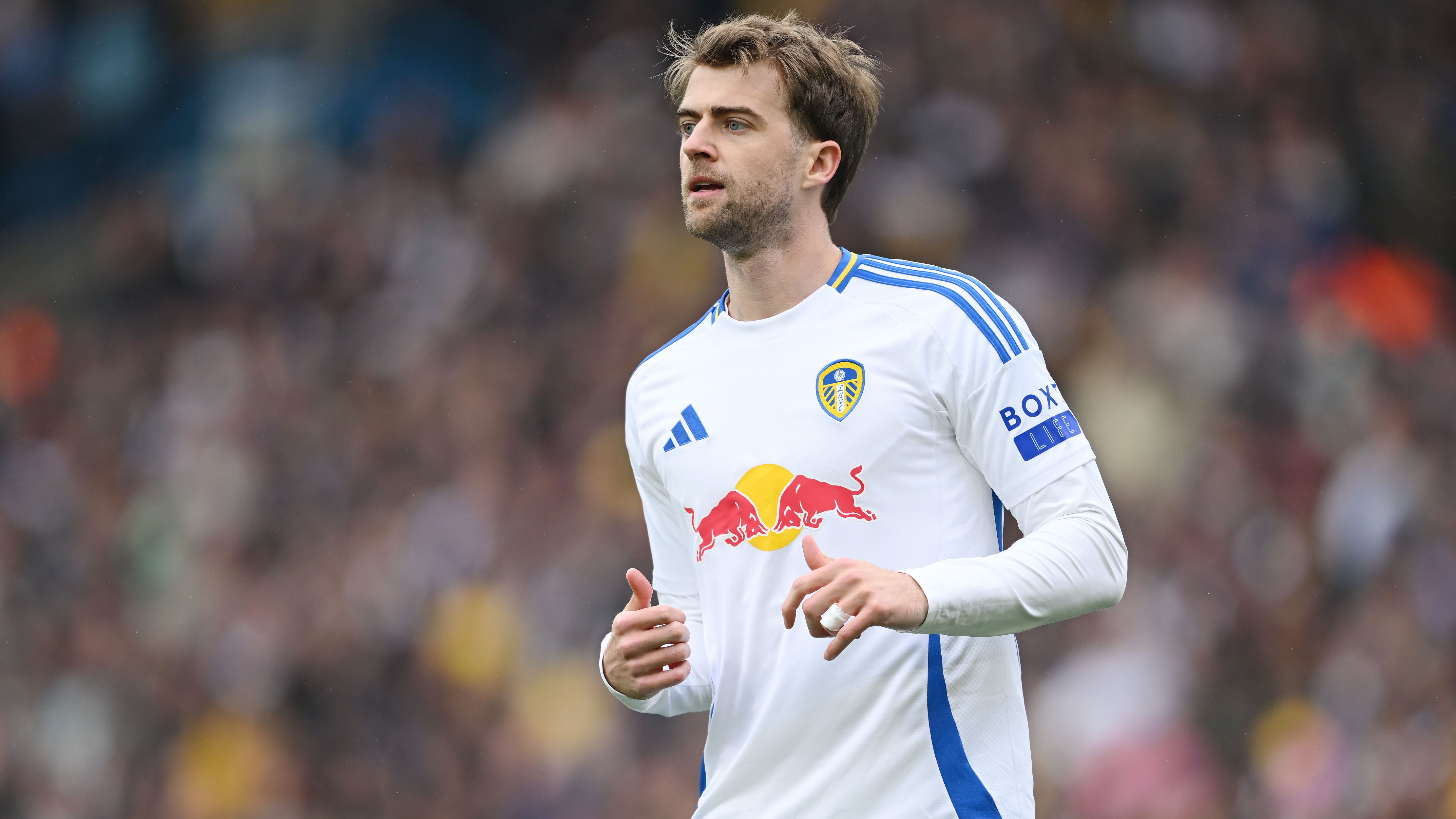 Ryan Reynolds and Rob McElhenney given hope of landing Premier League striker as manager confirms he's not in his plans for the season