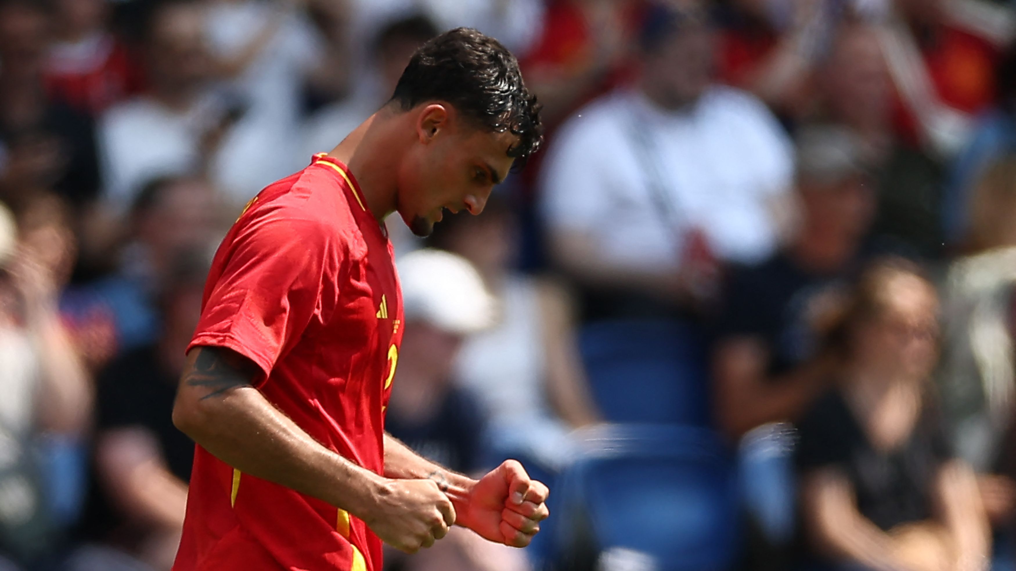 Wolves submit £13m bid for Spanish right-back wanted by Barcelona and AC Milan