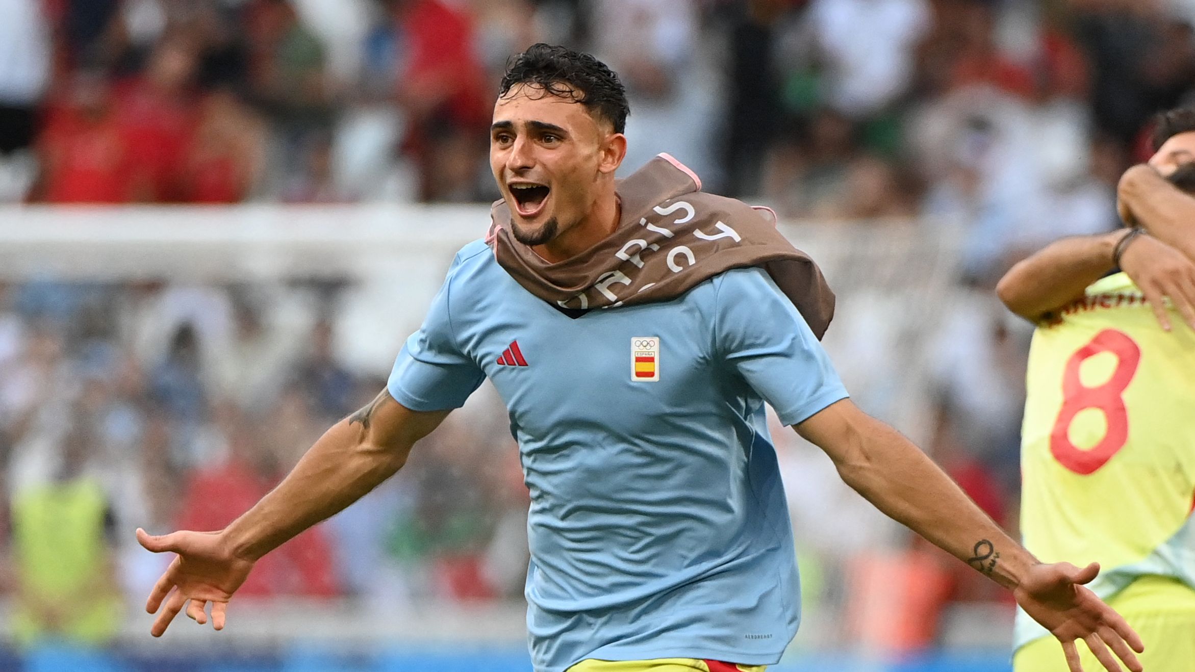 Wolves submit £13m bid for Spanish right-back wanted by Barcelona and AC Milan