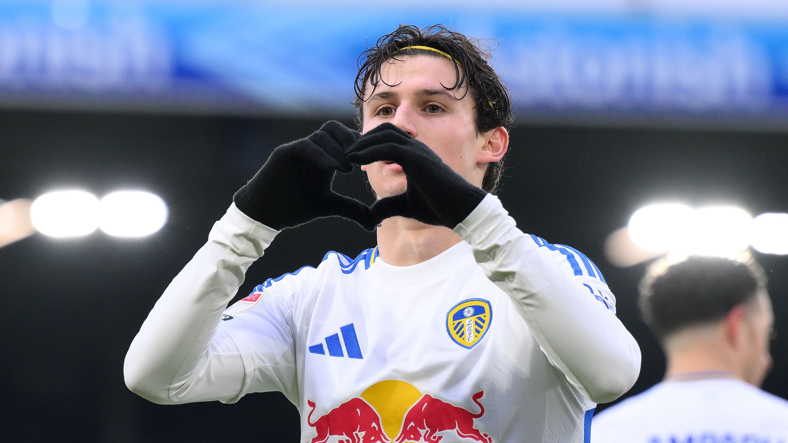 'Absorb the pressure' - USMNT star Brenden Aaronson told what kind of player Leeds need as American playmaker bids to prove himself as Premier League No.10 in 'massive season'