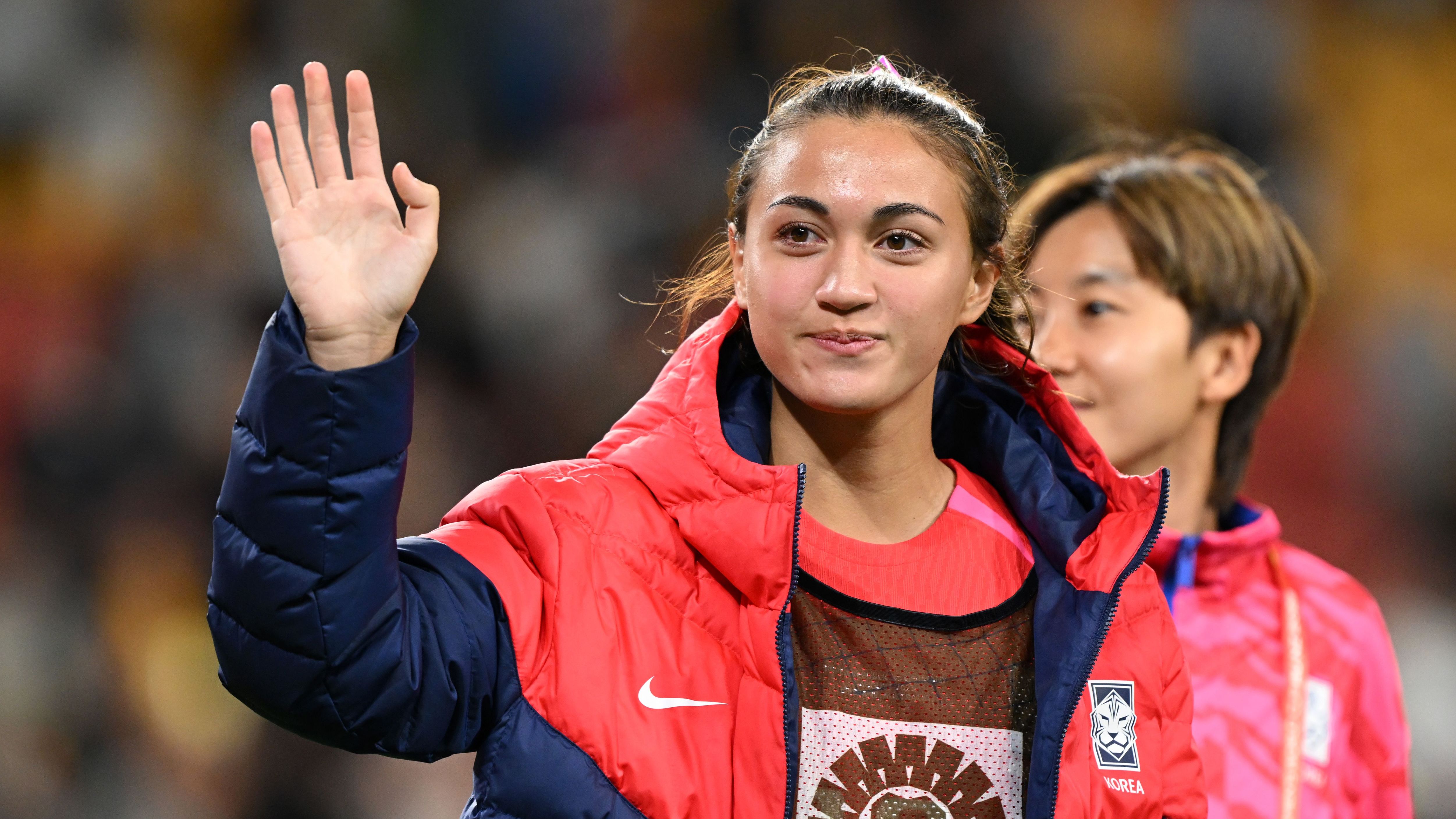 Angel City agree to contract extension with Casey Phair through 2028, subsequently loaned to Djurgårdens IF in Sweden