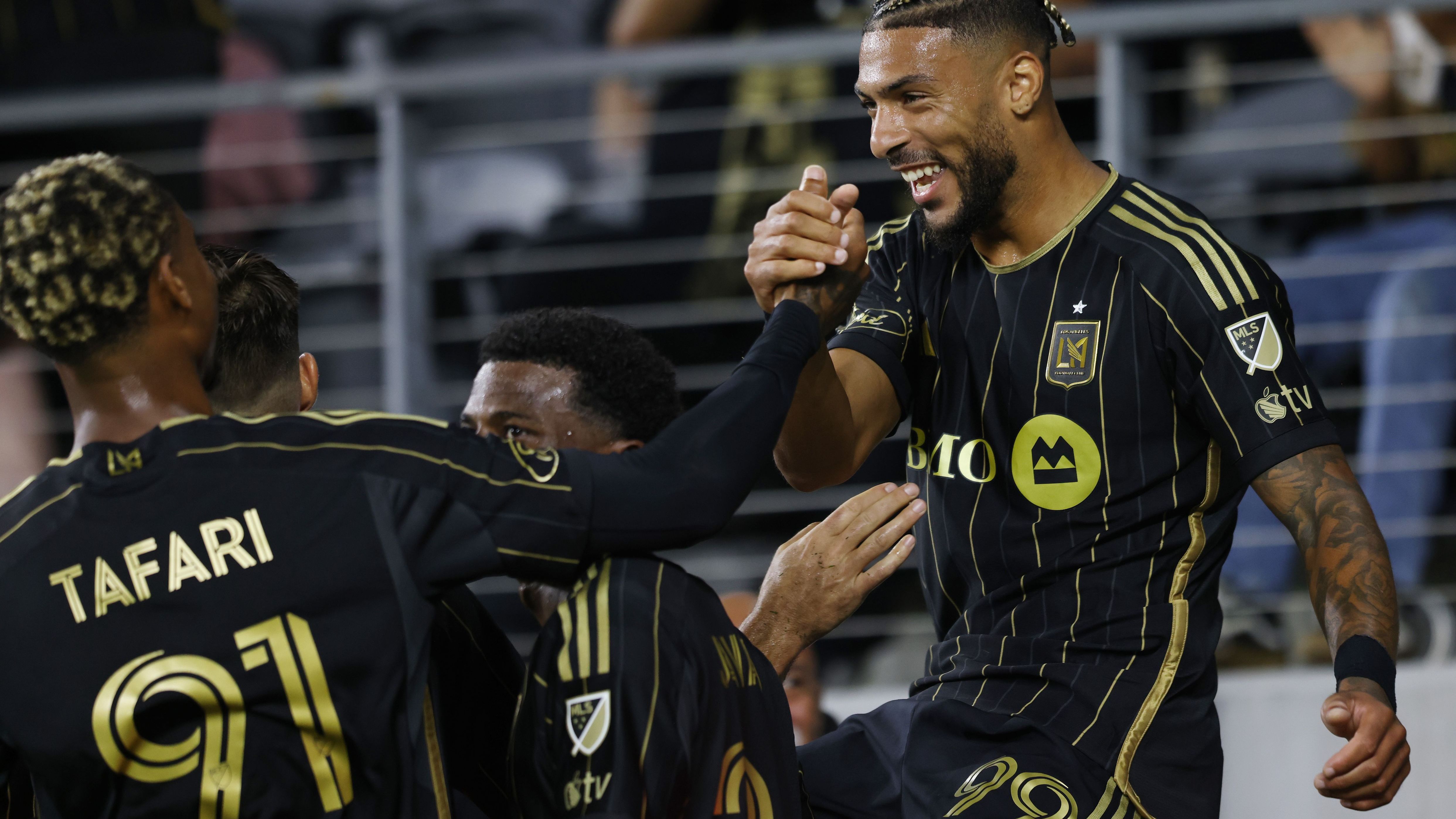 América and LAFC reportedly extend Javairo Dilrosun's loan one more day so he can play against Portland Timbers on Friday