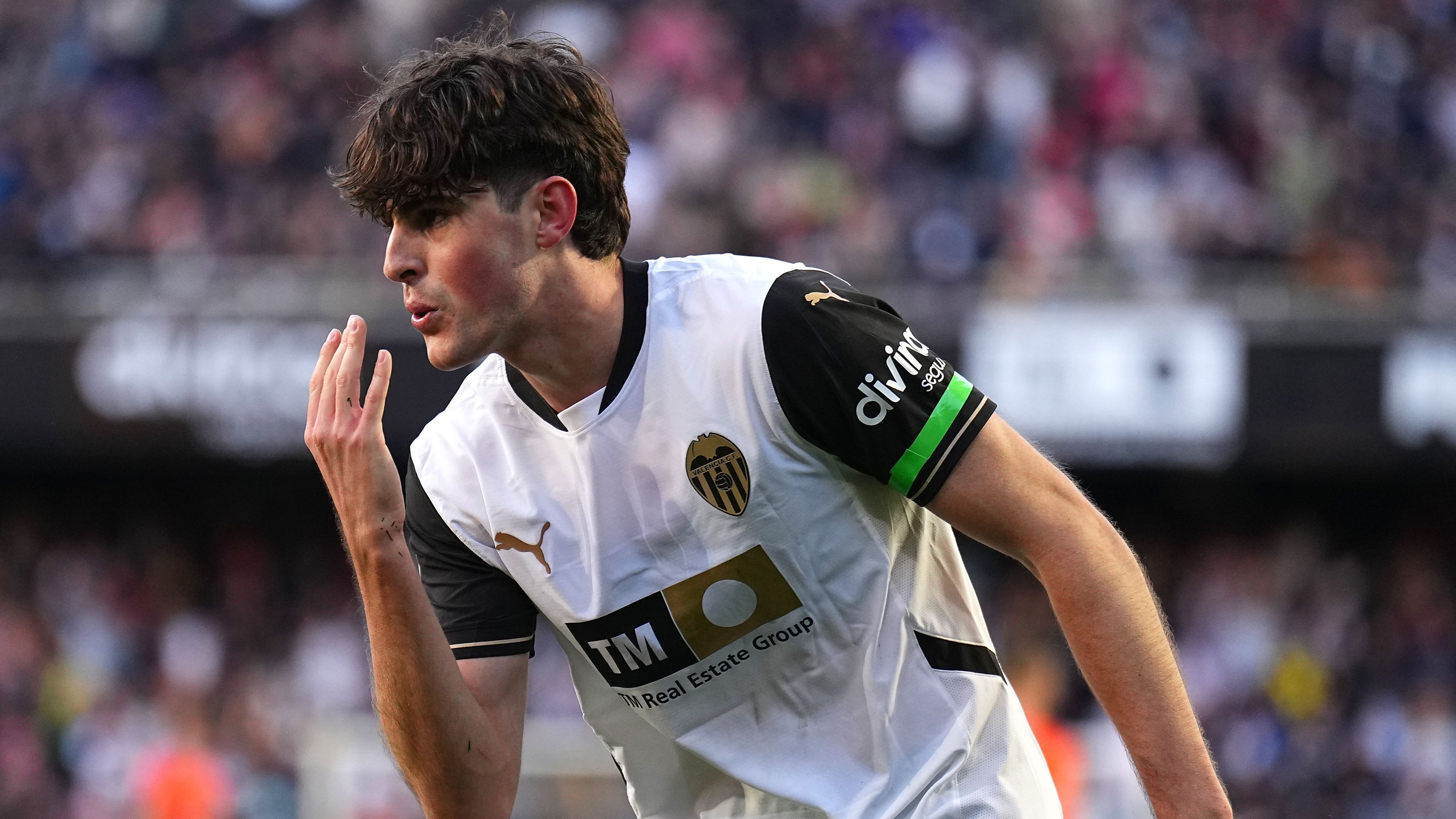 Off to Man Utd? Javi Guerra rejects Valencia's contract offer amid interest from Premier League and Serie A