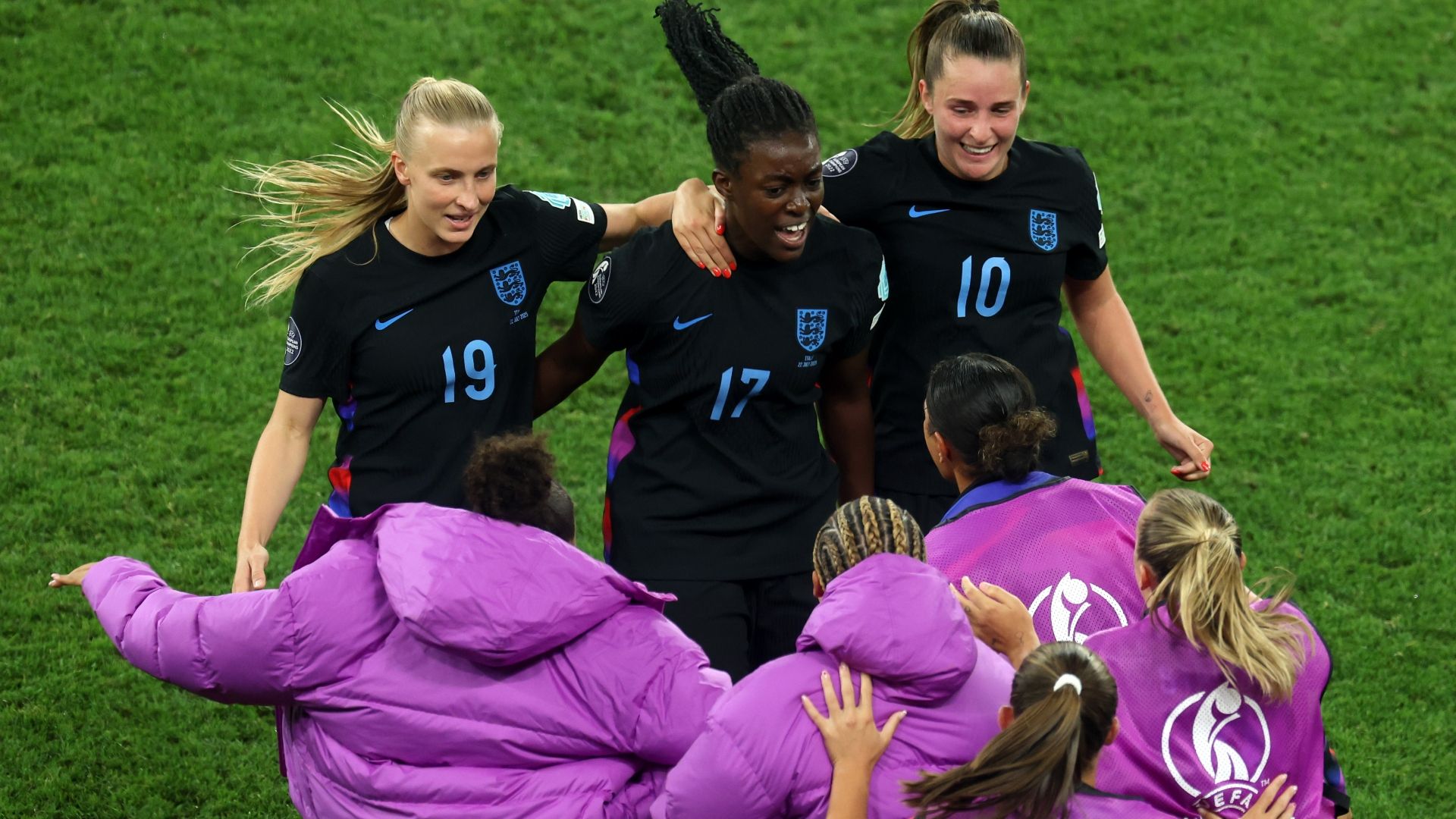 Harry Kane sends special message to Lionesses after Sarina Wiegman's side reach second successive European Championship final in dramatic style