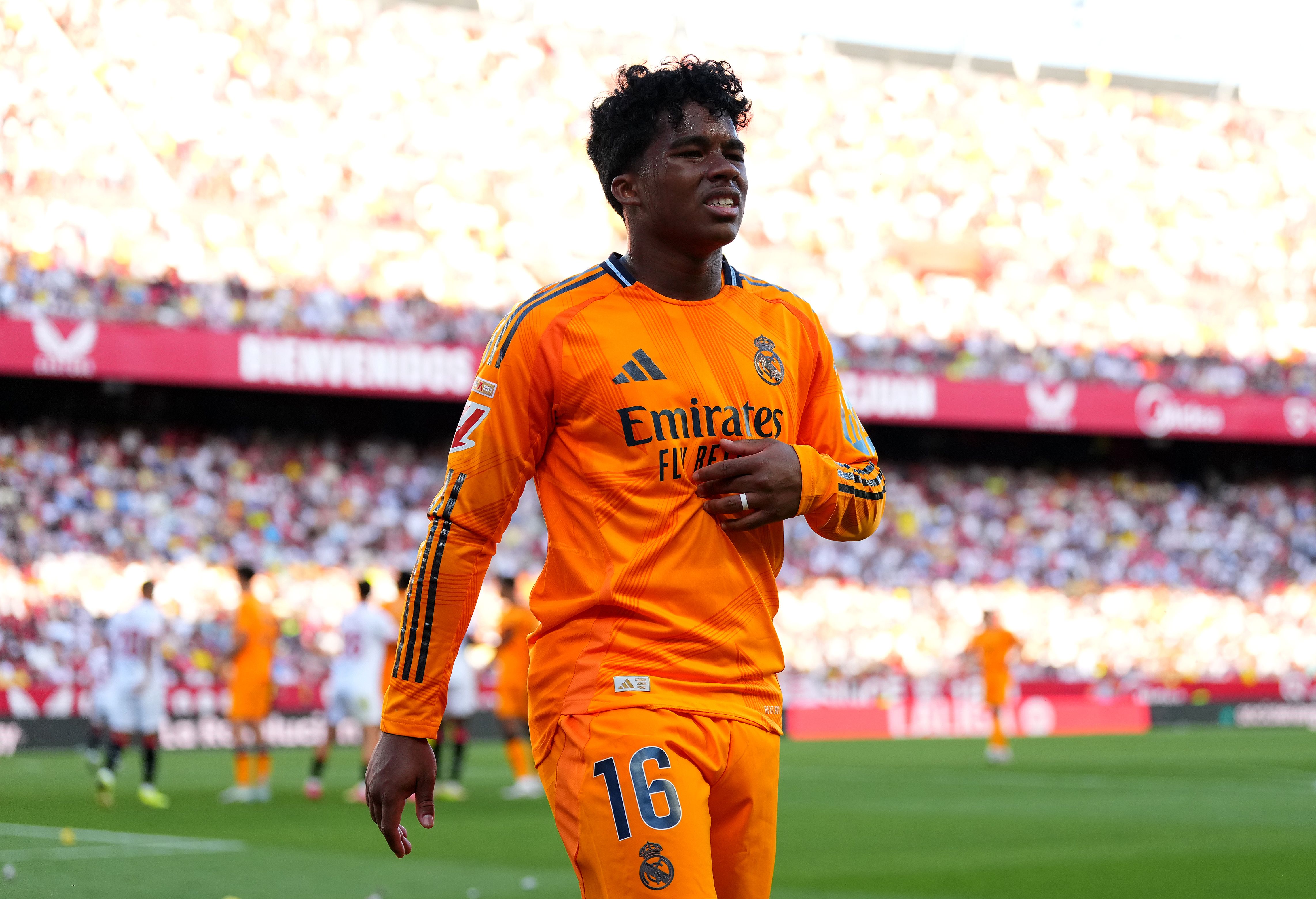 Endrick defies Real Madrid and Carlo Ancelotti! Injured striker cites Vinicius Jr as reason to stay despite La Liga club and Brazil coach pressing for loan move