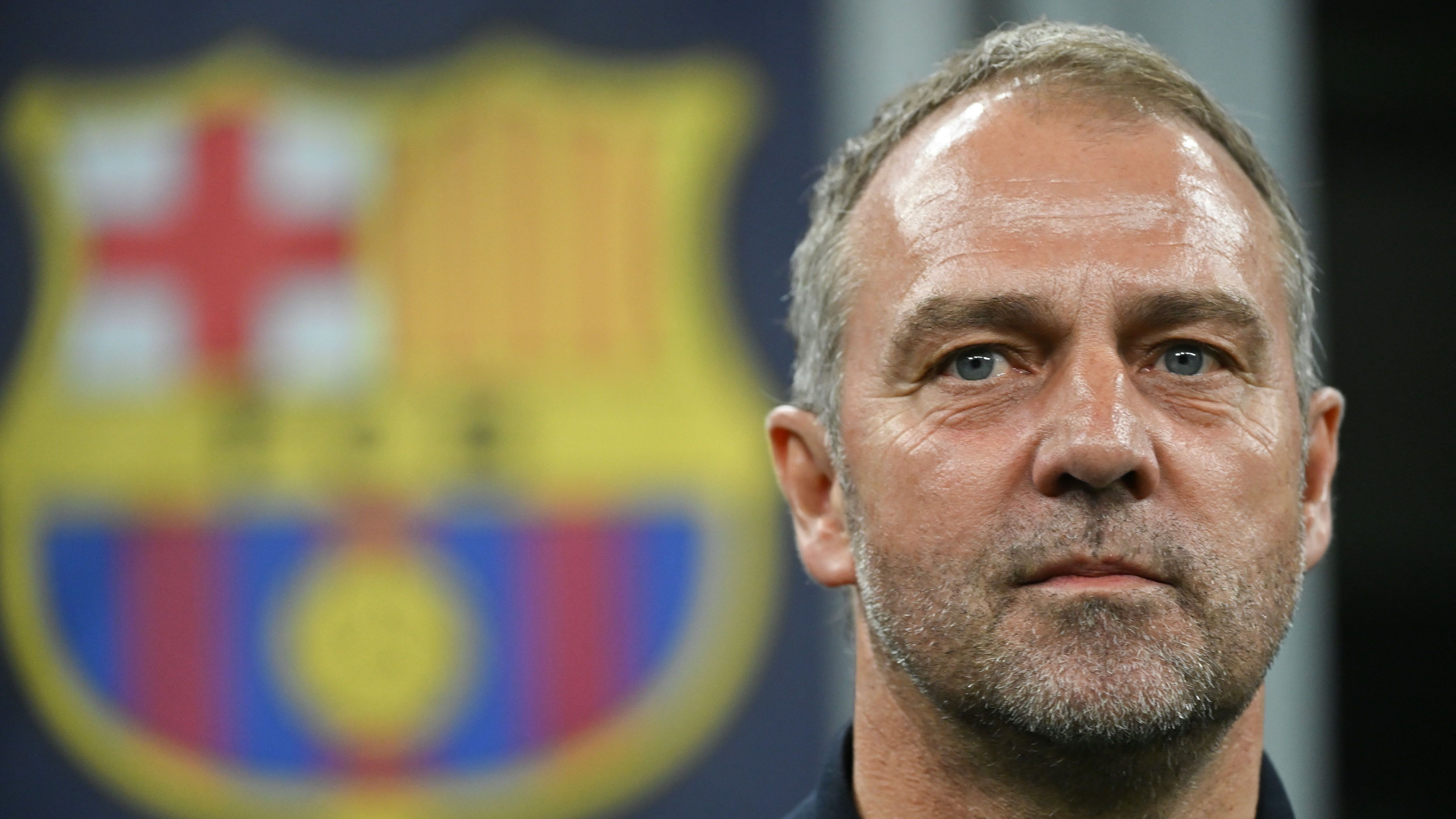 Hansi Flick stuck with goalkeeper nightmare as wantaway Inaki Pena remains only available option despite Joan Garcia arrival and Wojciech Szczesny renewal