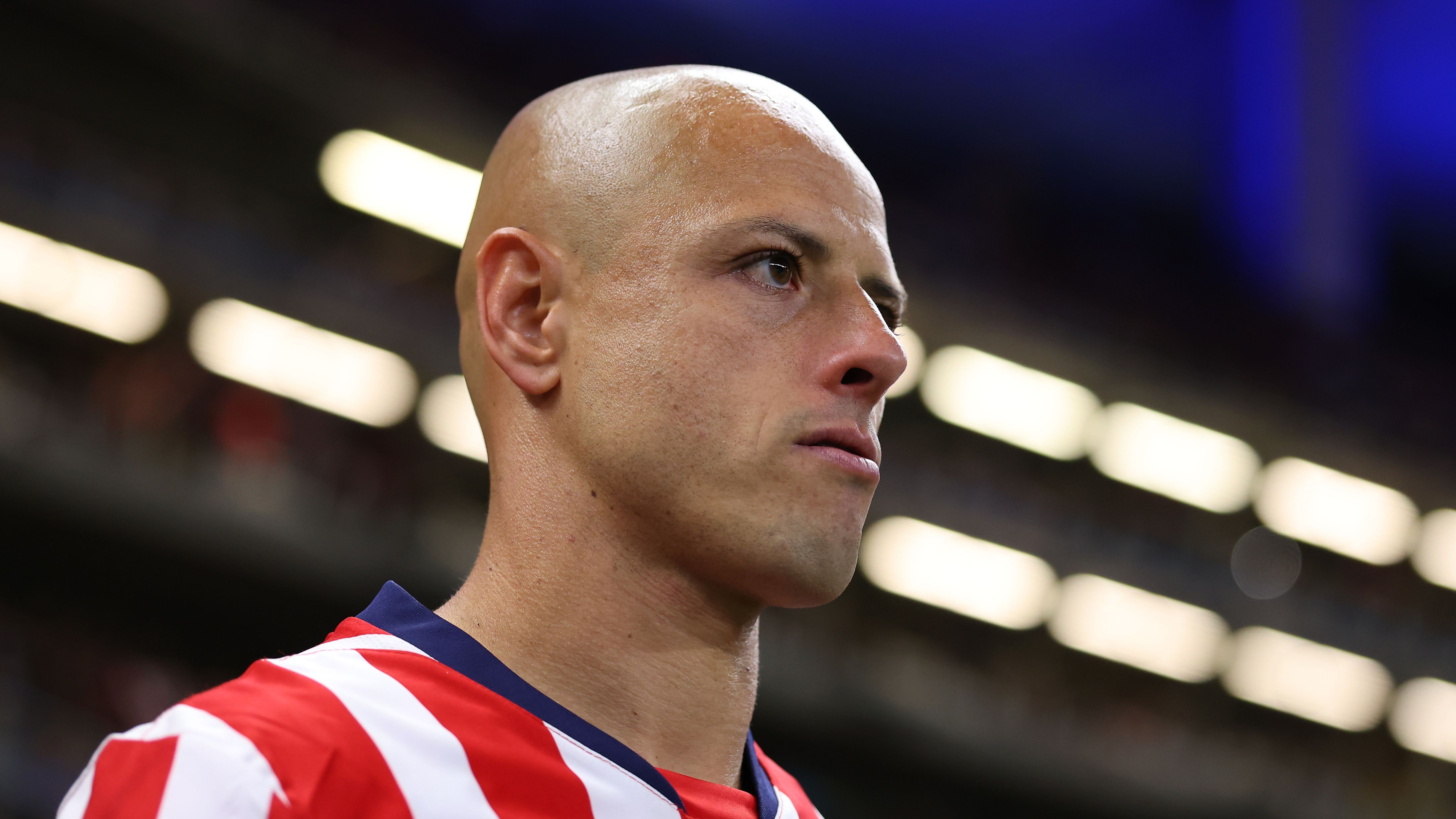 'He should retire now' - Mexican media criticize Javier 'Chicharito' Hernández for poor form and off-field issues