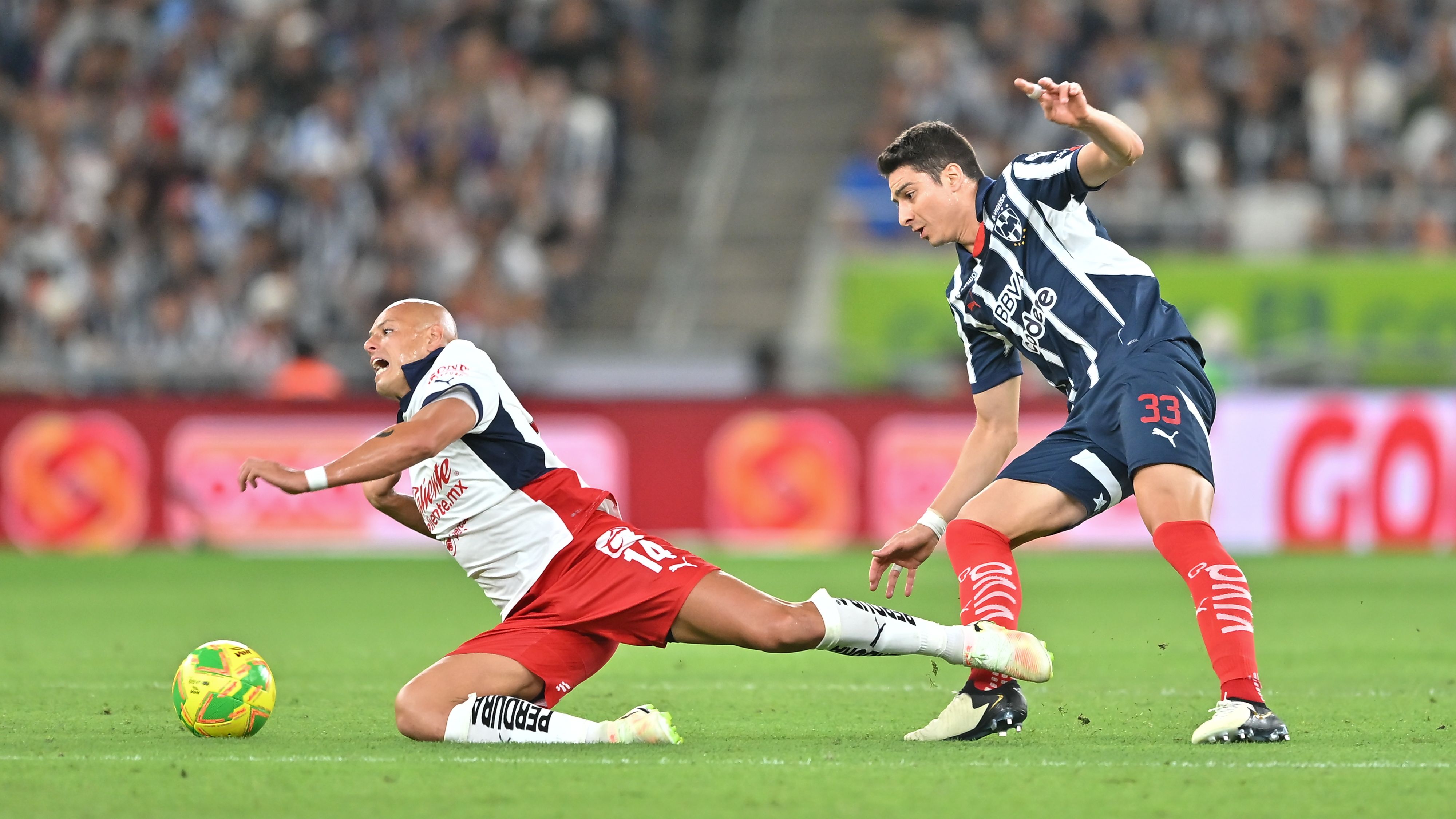 'He should retire now' - Mexican media criticize Javier 'Chicharito' Hernández for poor form and off-field issues