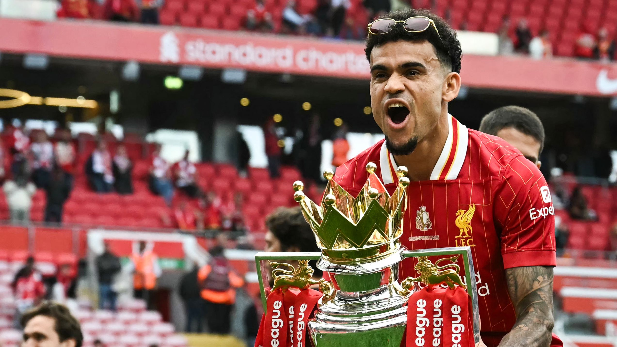 Bayern Munich land Luis Diaz! Reds agree €75m transfer as winger heads for medical with Harry Kane's side