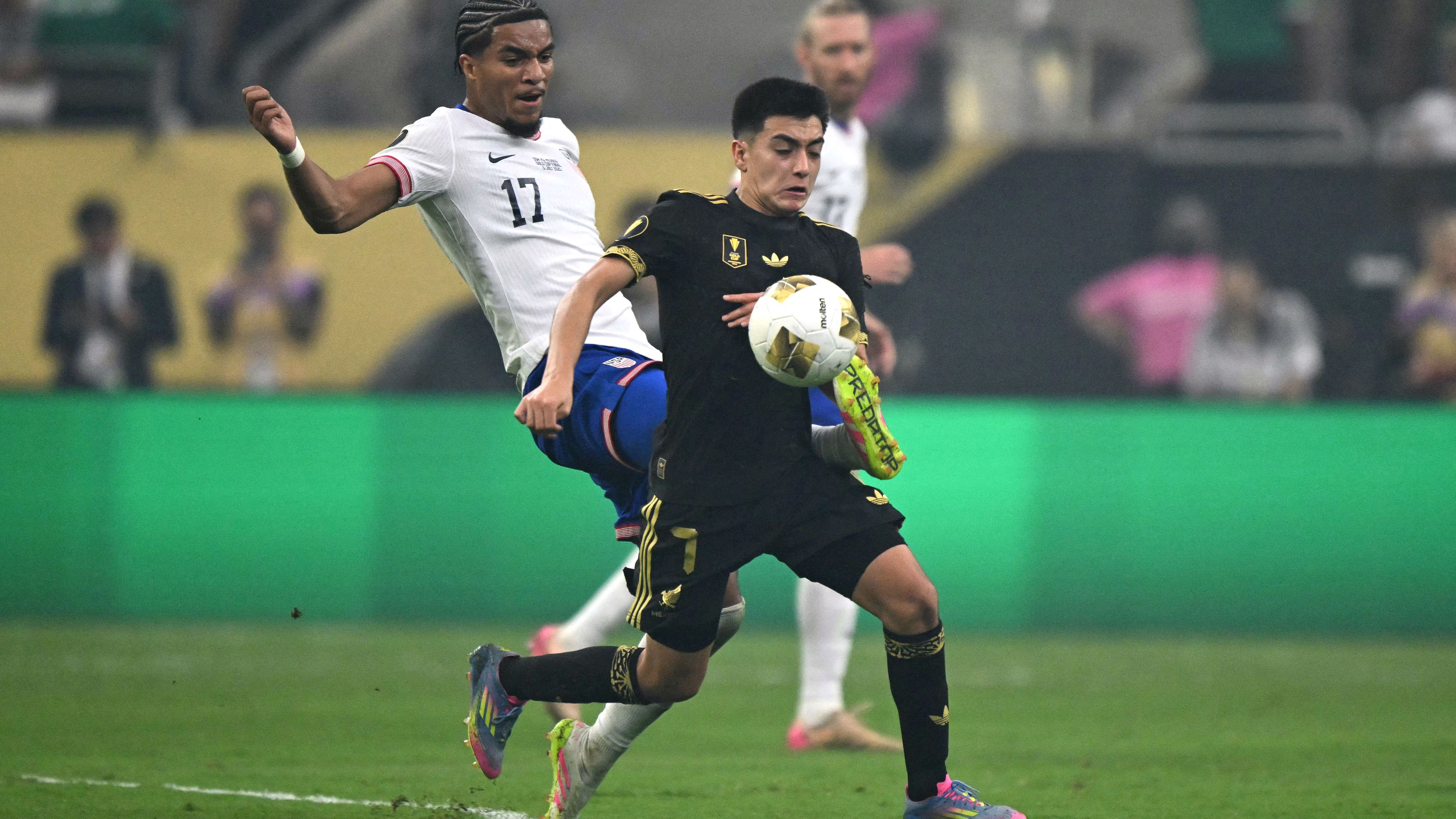 Santiago Giménez reveals his ideal starting XI for Mexico’s 2026 World Cup opener - and boldly includes himself