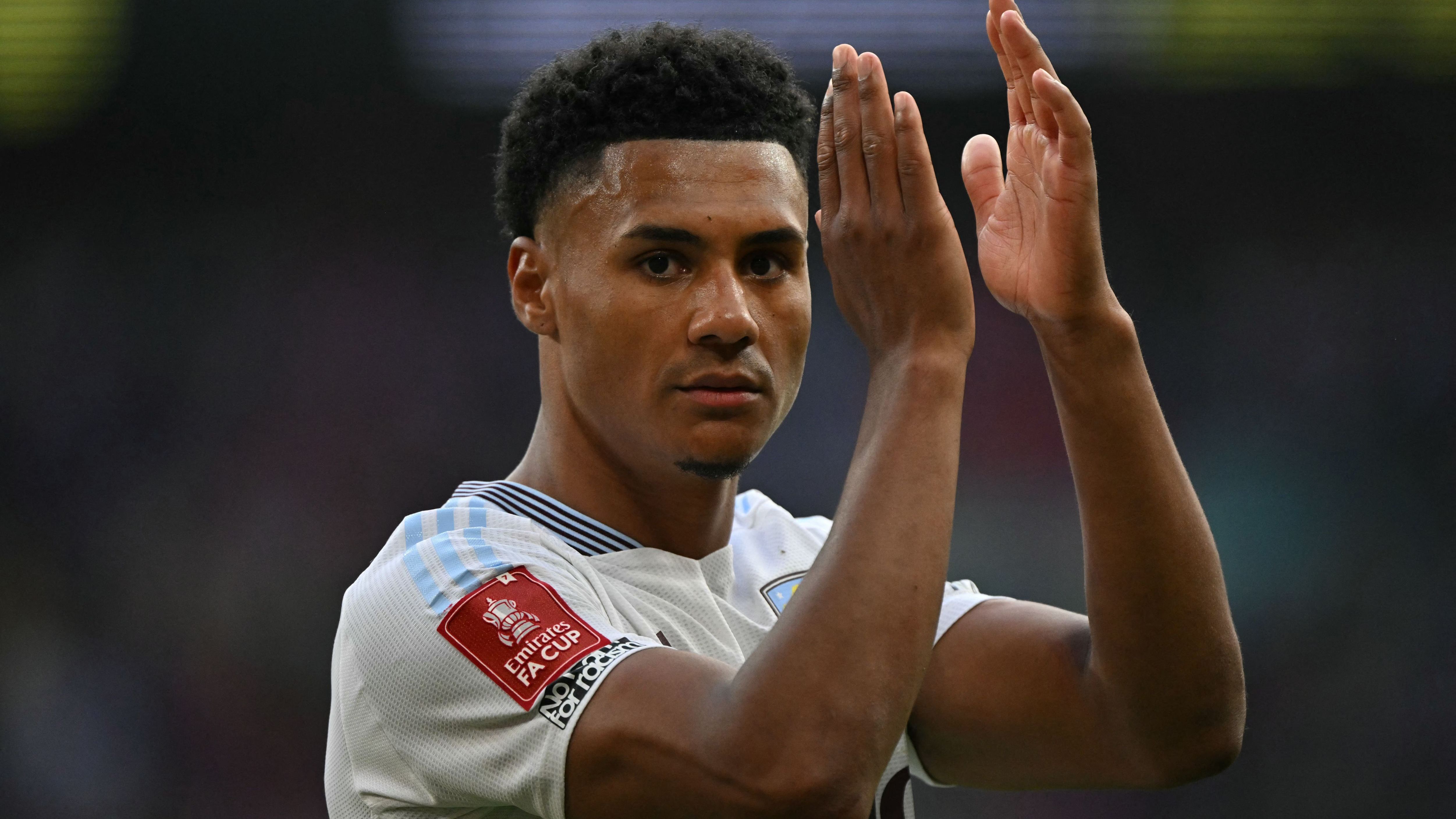 Ollie Watkins' replacement?! Aston Villa eye €80m striker amid Man Utd interest in England international