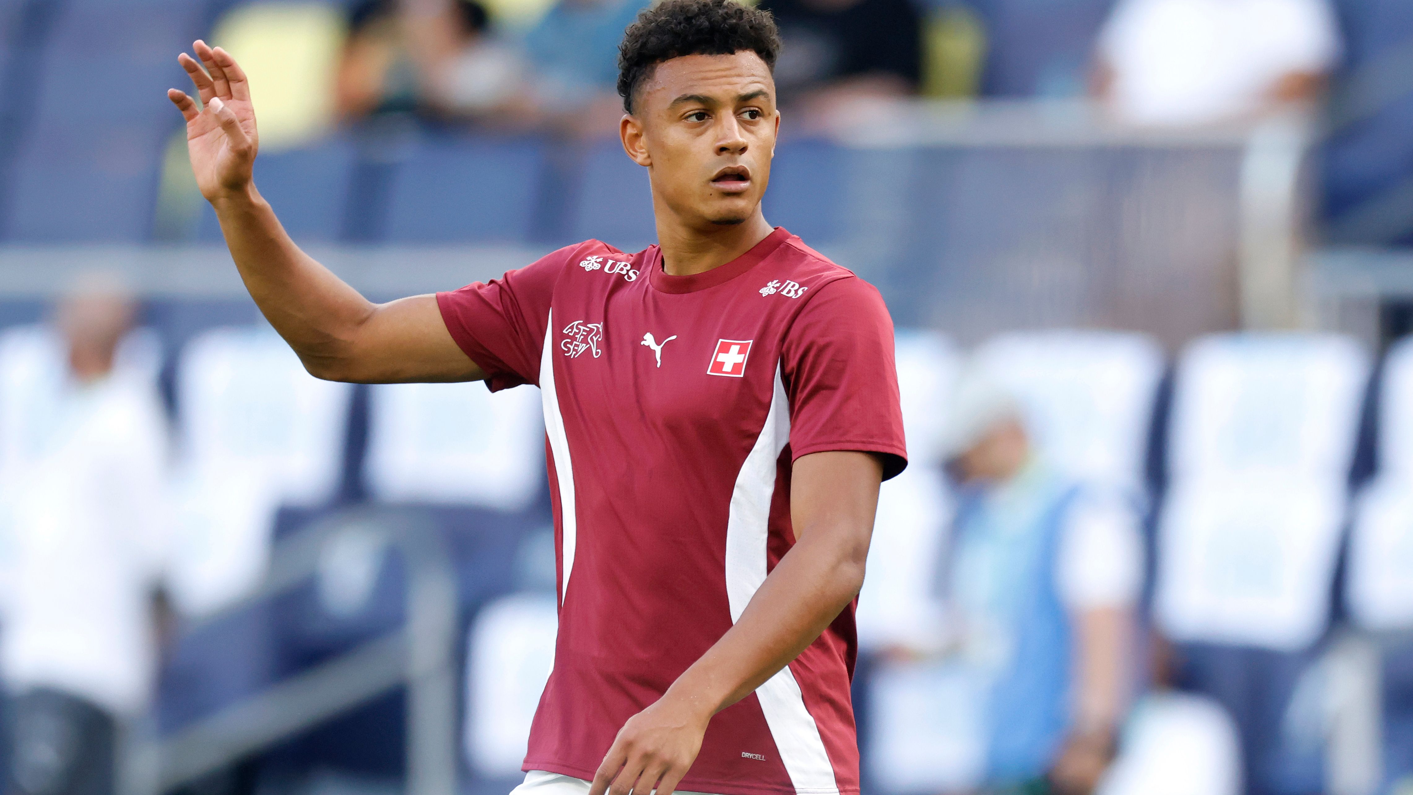 Nottingham Forest beat Napoli to €42m signing as Switzerland international snubs Serie A champions for Premier League switch