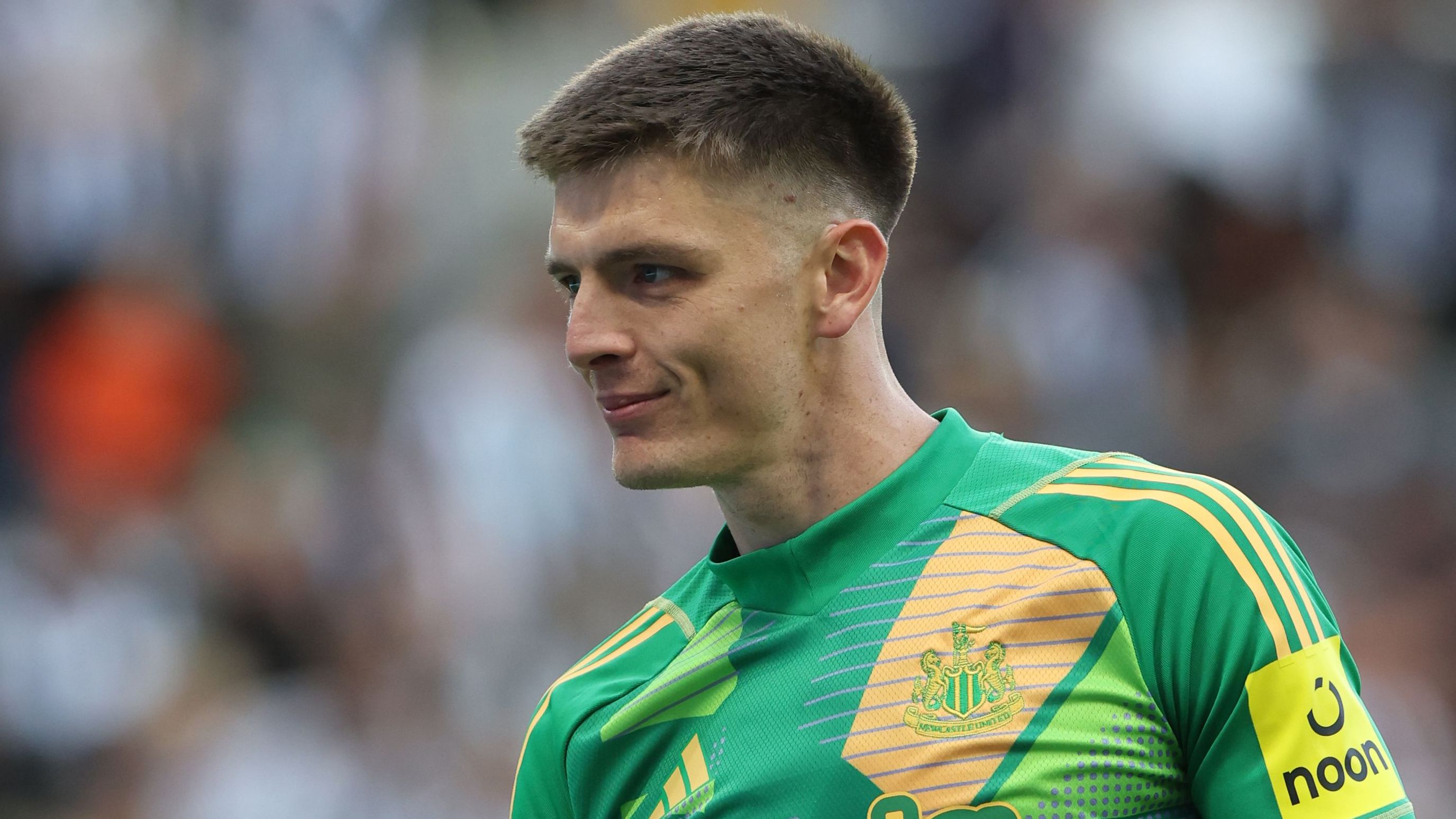 Man Utd considering shock move for Nick Pope as Andre Onana replacement with Newcastle advancing on deal for Aaron Ramsdale