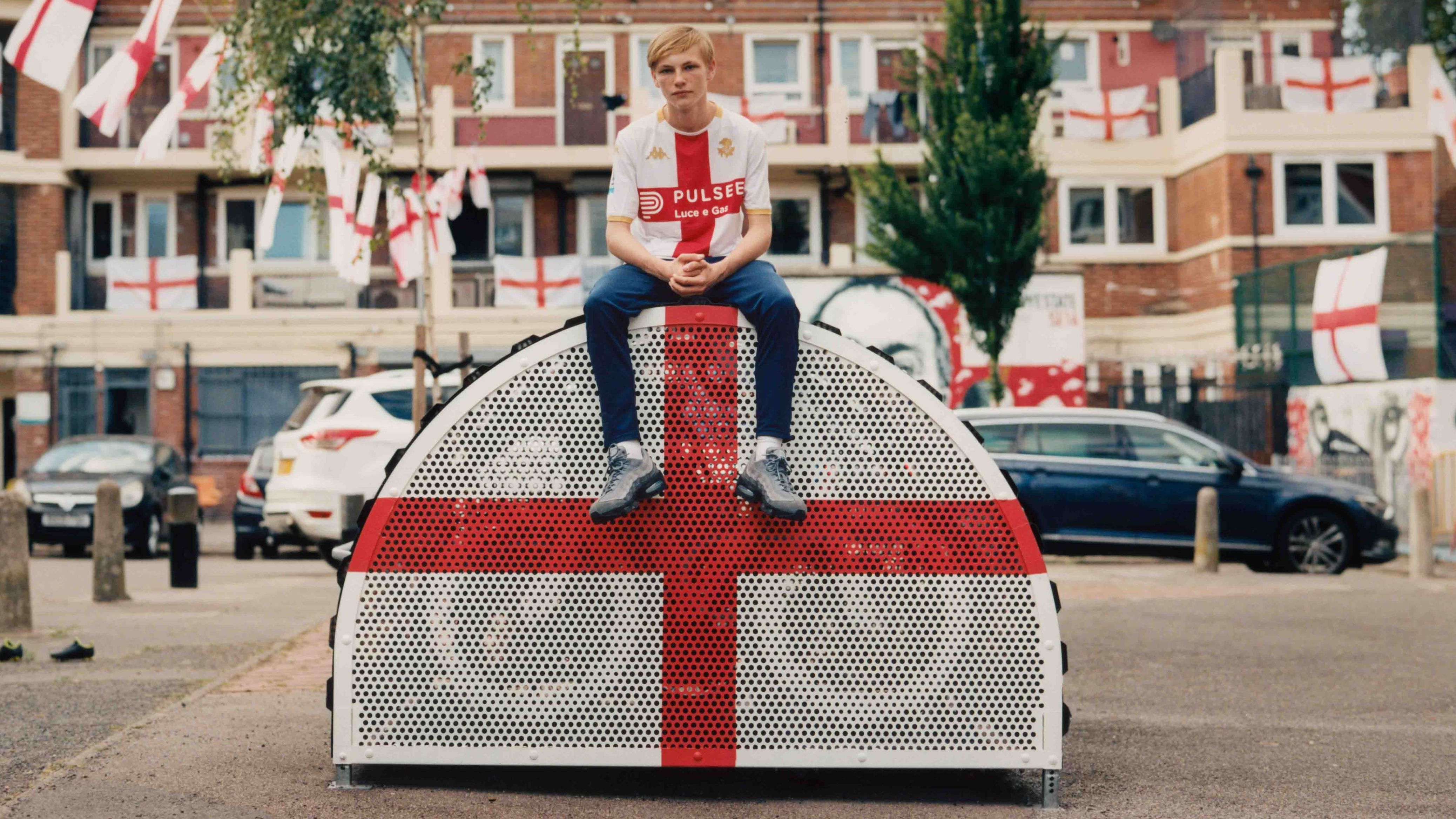Celebrating the Lionesses?! Serie A club Genoa release eye-catching England-inspired away kit featuring 'It's coming home' slogan
