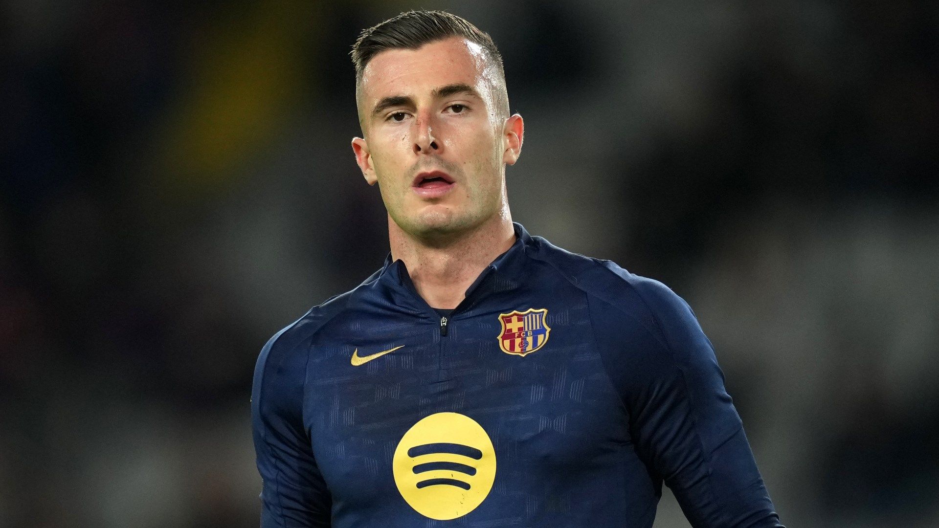 Inaki Pena left waiting on future decision as Barcelona block goalkeeper's transfer due to Joan Garcia registration uncertainty