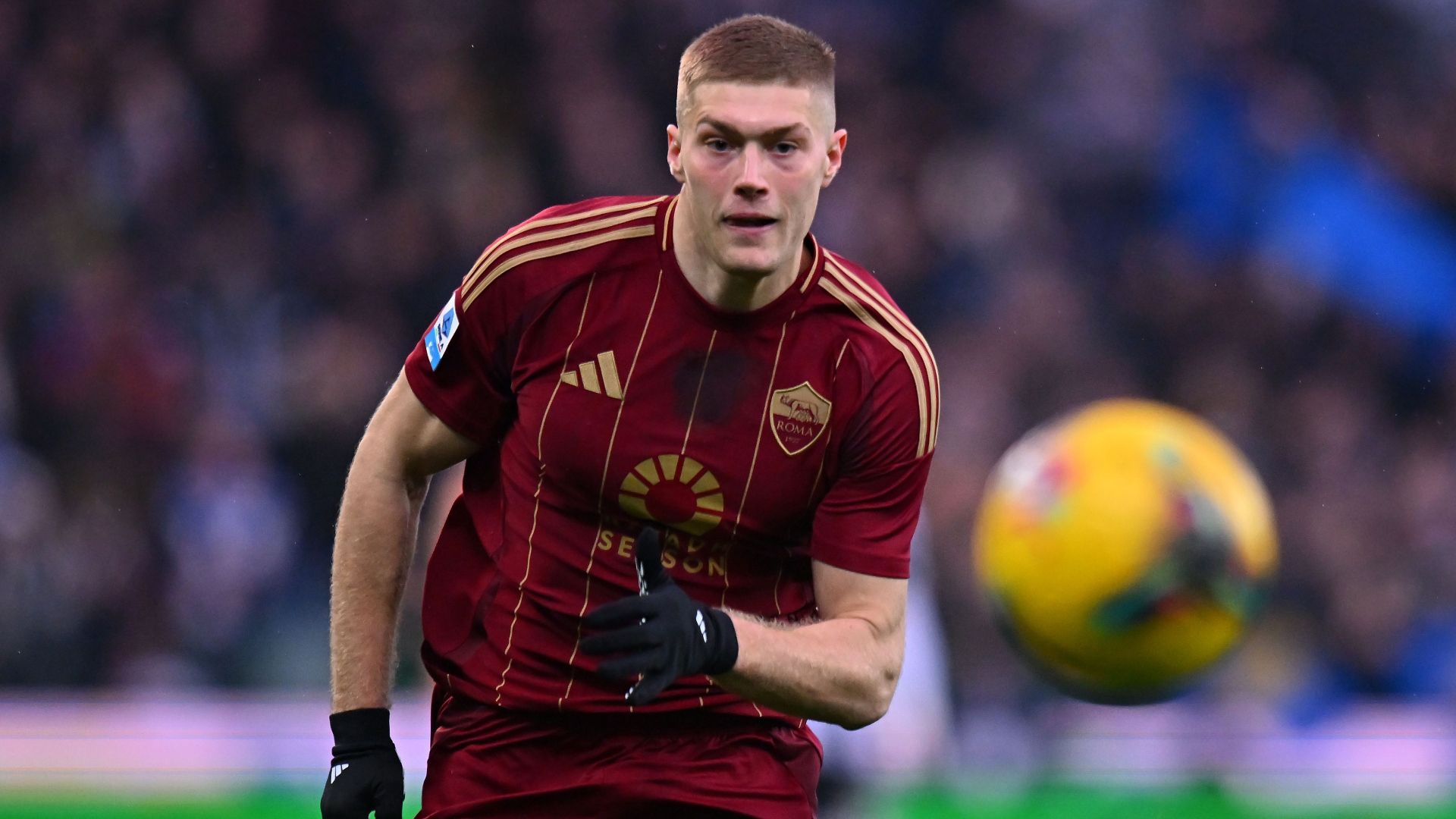 Leeds ready to swoop for Roma striker Artem Dovbyk after dropping Rodrigo Muniz pursuit