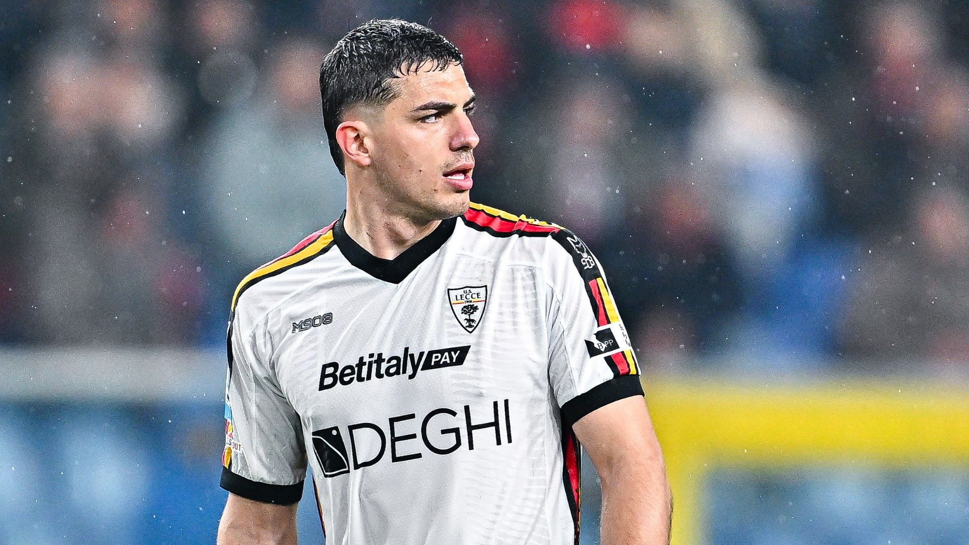 Leeds ready to swoop for Roma striker Artem Dovbyk after dropping Rodrigo Muniz pursuit
