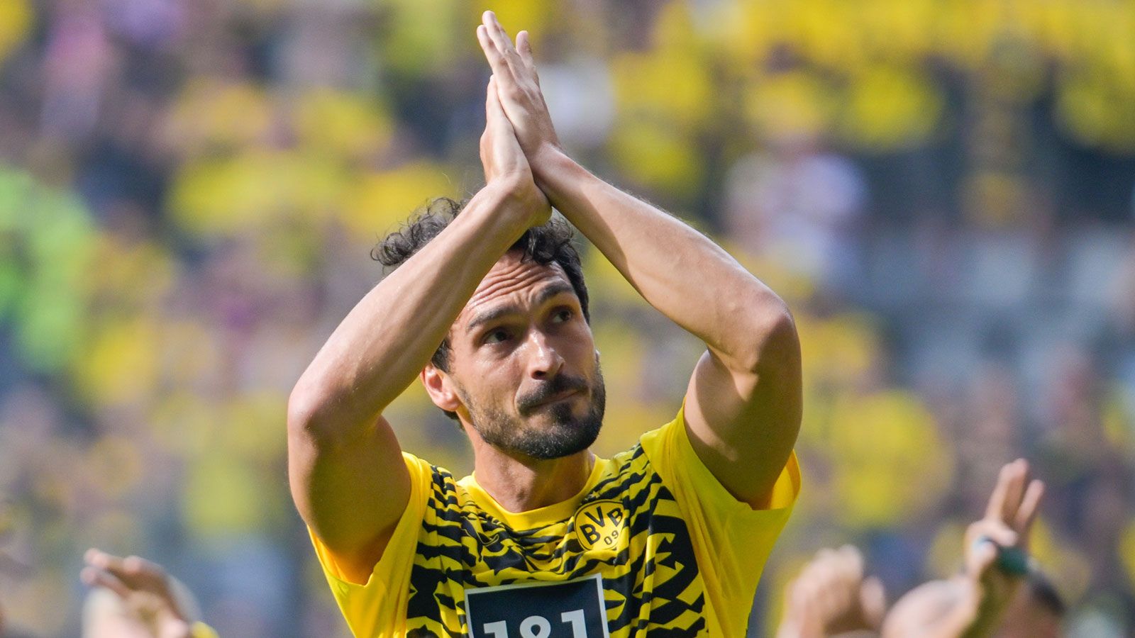Mats Hummels revels in 'perfect' Borussia Dortmund farewell as team-mate left 'a little sad' that Germany hero's career is over