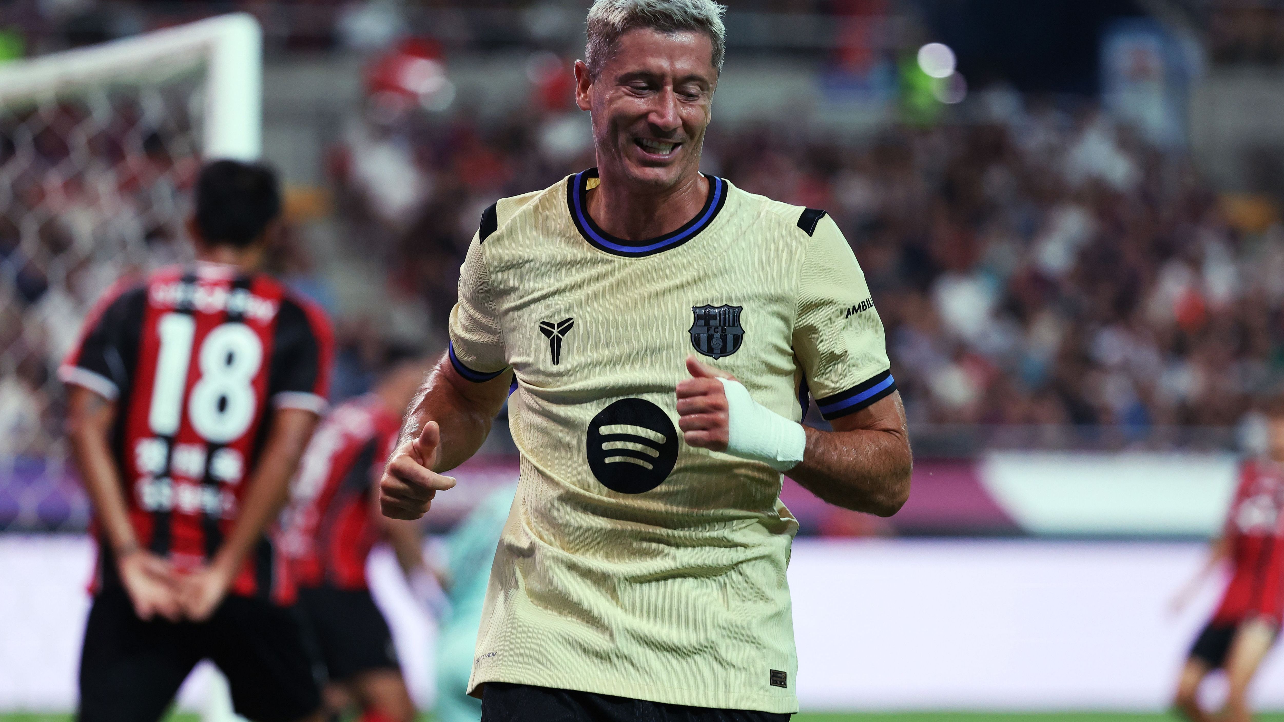 Barcelona dealt massive Robert Lewandowski blow as star striker could miss first month of La Liga action with injury