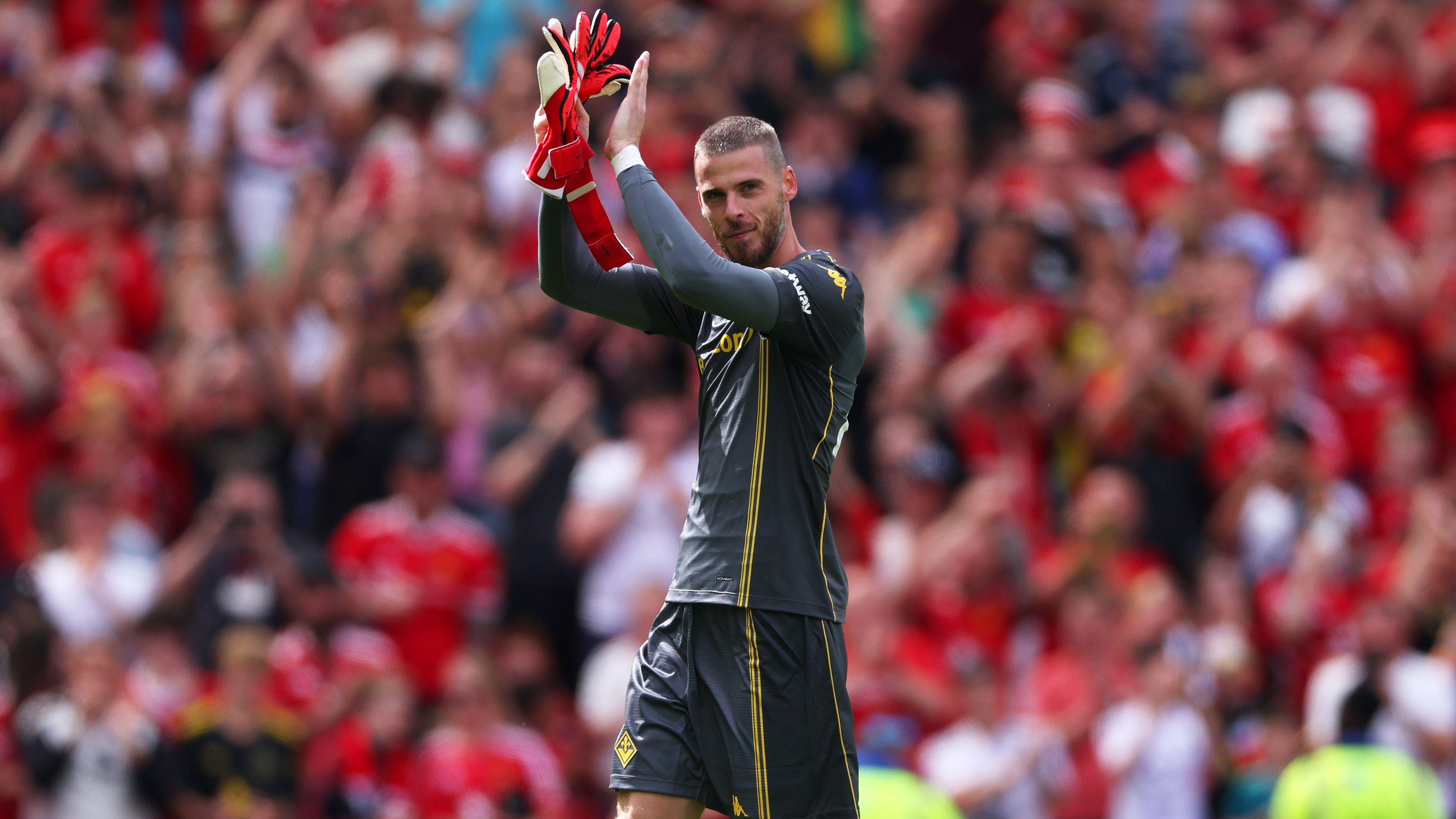 David de Gea breaks silence on controversial Man Utd exit after making long-awaited Old Trafford return with Fiorentina