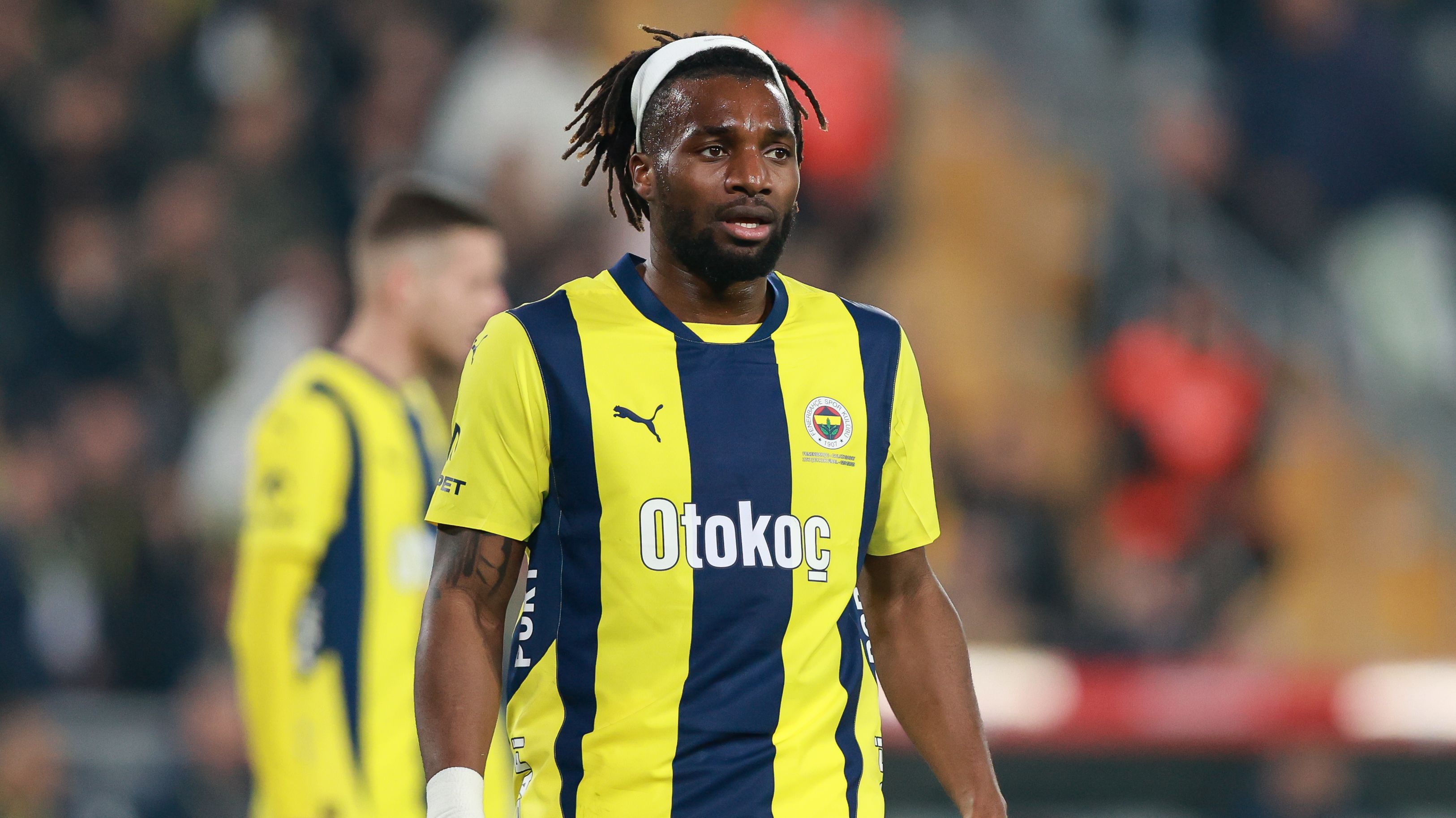 'Happy to be here, thank you for the welcome' - Allan Saint-Maximin greeted by 200 fans on arrival in Mexico ahead of Club América move