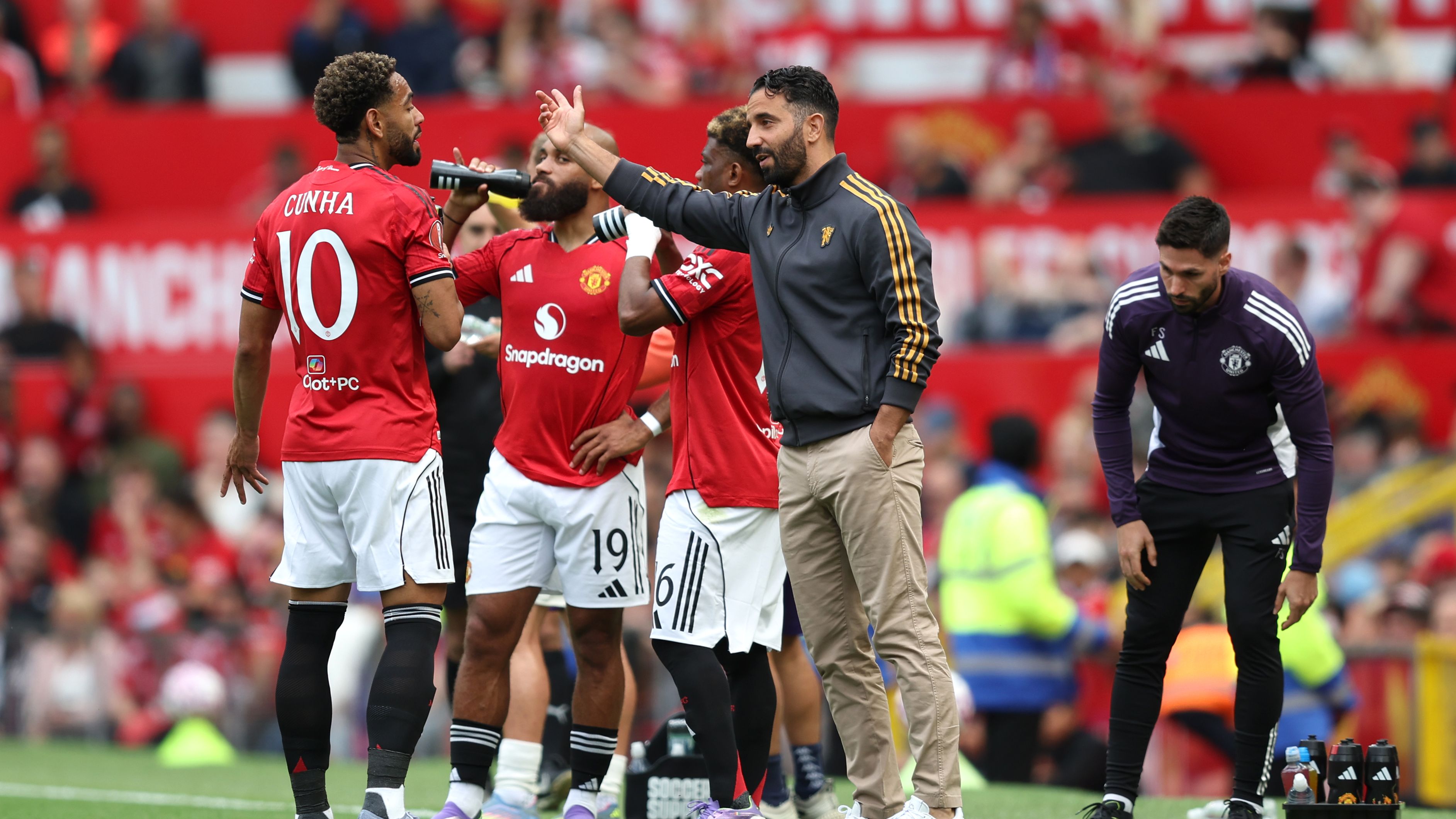 Man Utd need a midfielder! Bryan Mbeumo shines against Fiorentina but Matheus Cunha kept quiet on Old Trafford debut as David de Gea given hero's welcome home