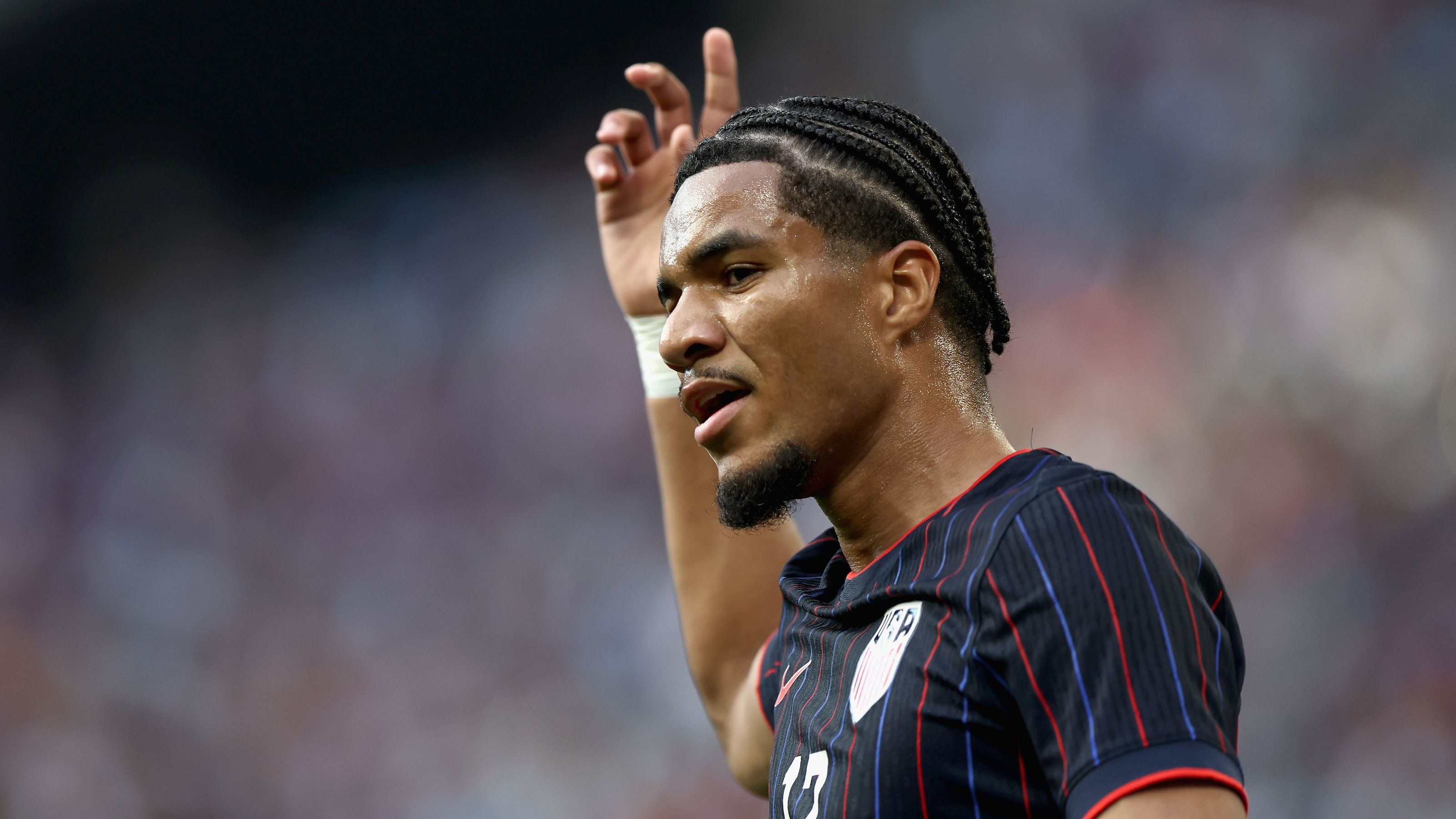 Americans Abroad - Bundesliga: Gold Cup breakout star Malik Tillman takes center stage at Bayer Leverkusen, but uncertainty for USMNT players at Borussia Dortmund